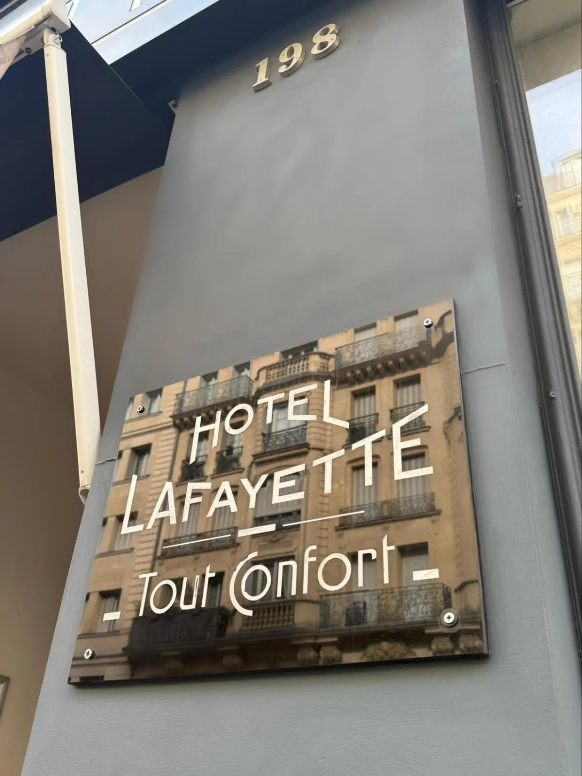 Location in LAFAYETTE HOTEL