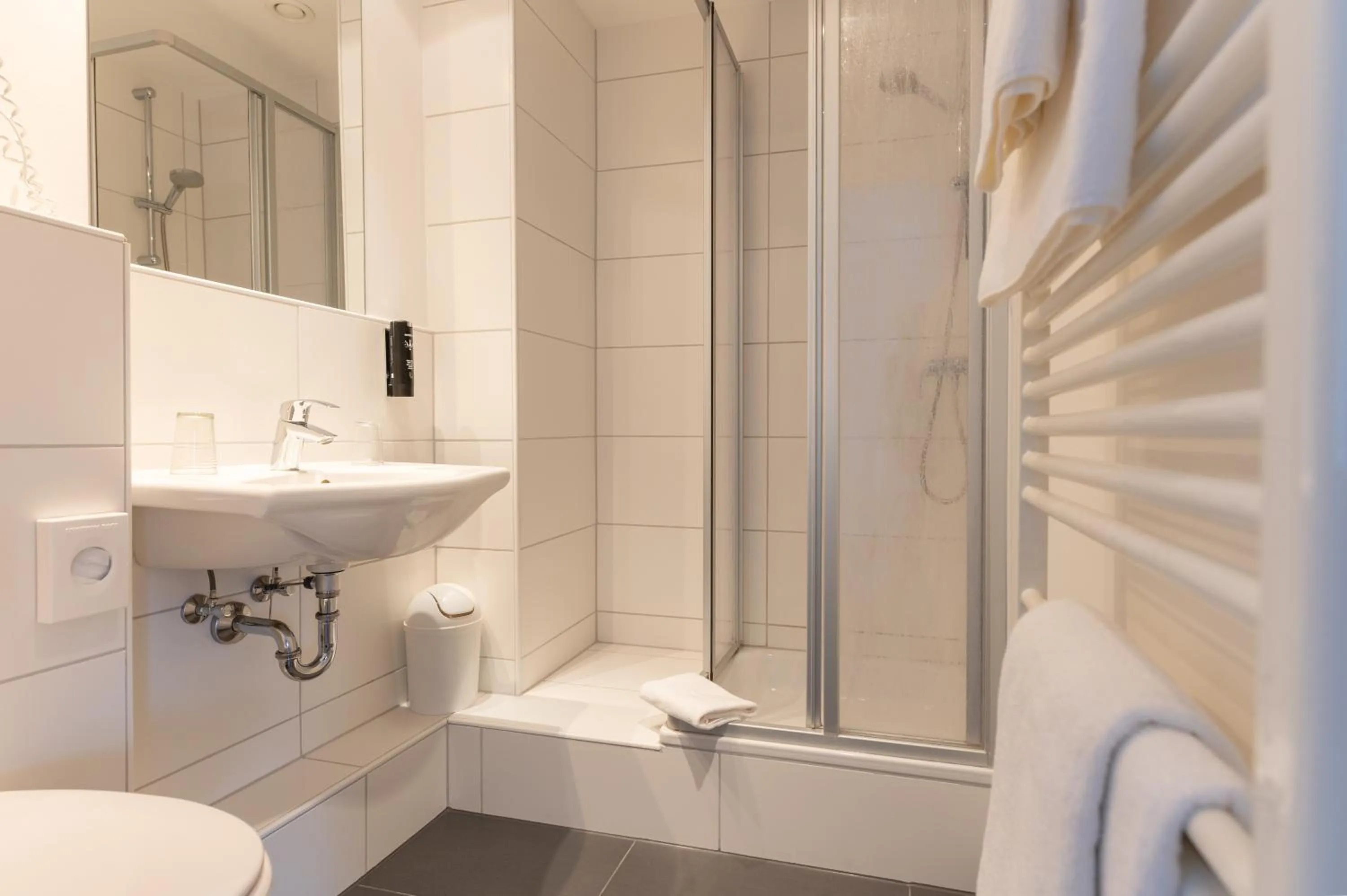 Bathroom in Hotel Commodore