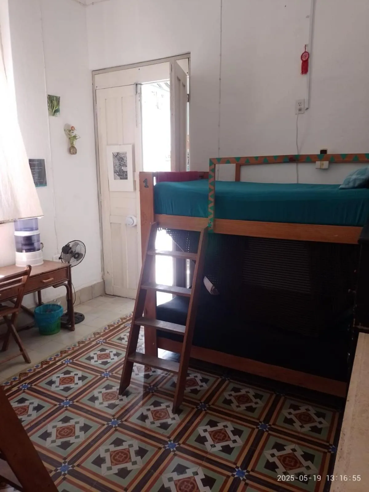 Breakfast, Bed in La Casa del Kéej Hostel