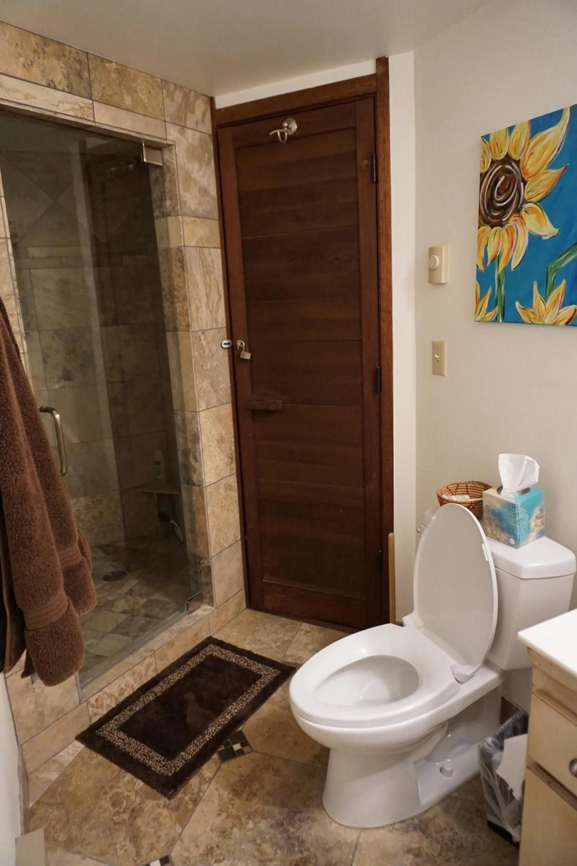 Bathroom in 2-3 bedroom /2 bath