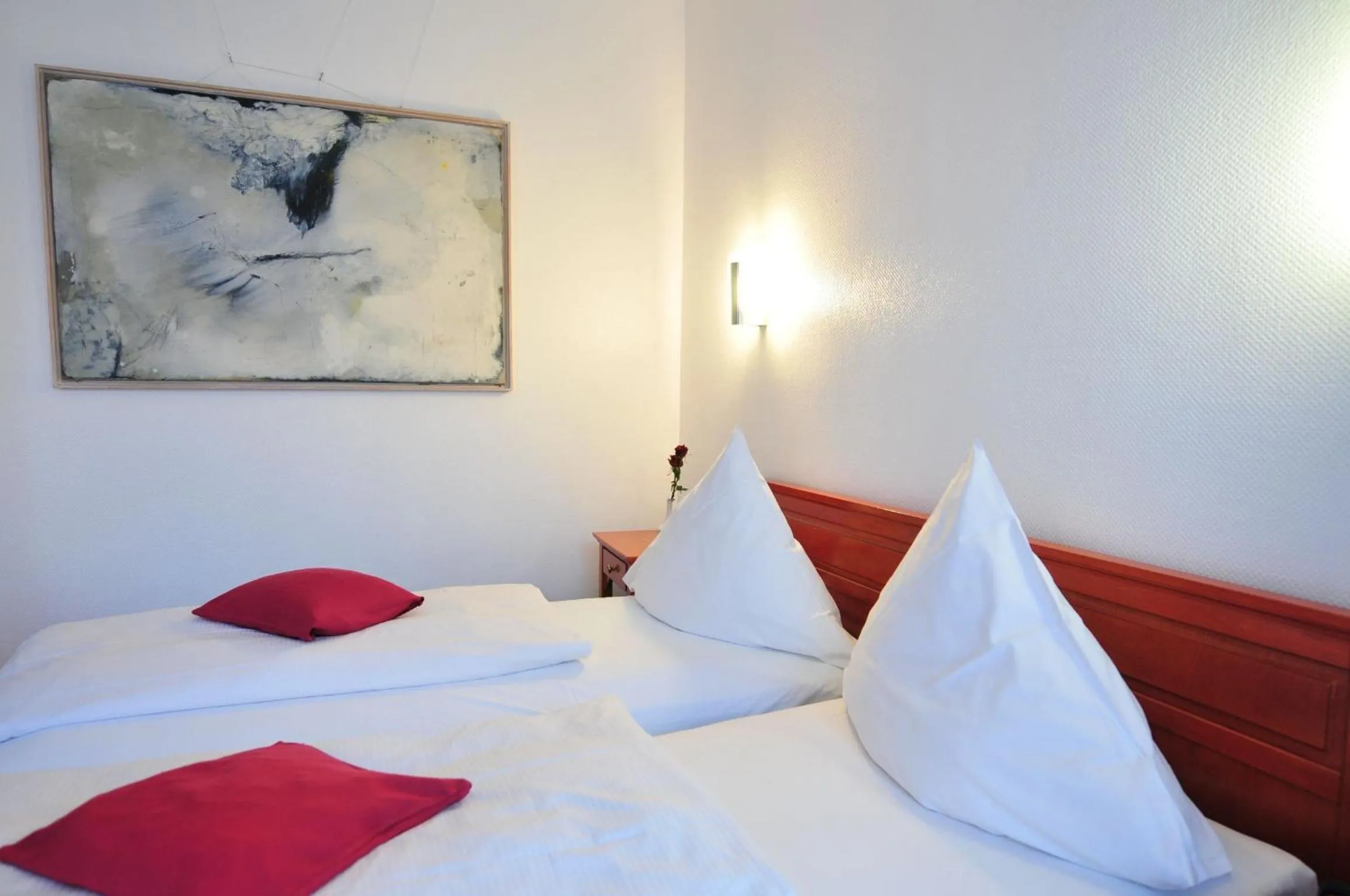 Photo of the whole room, Bed in Cerano City Hotel Köln am Dom