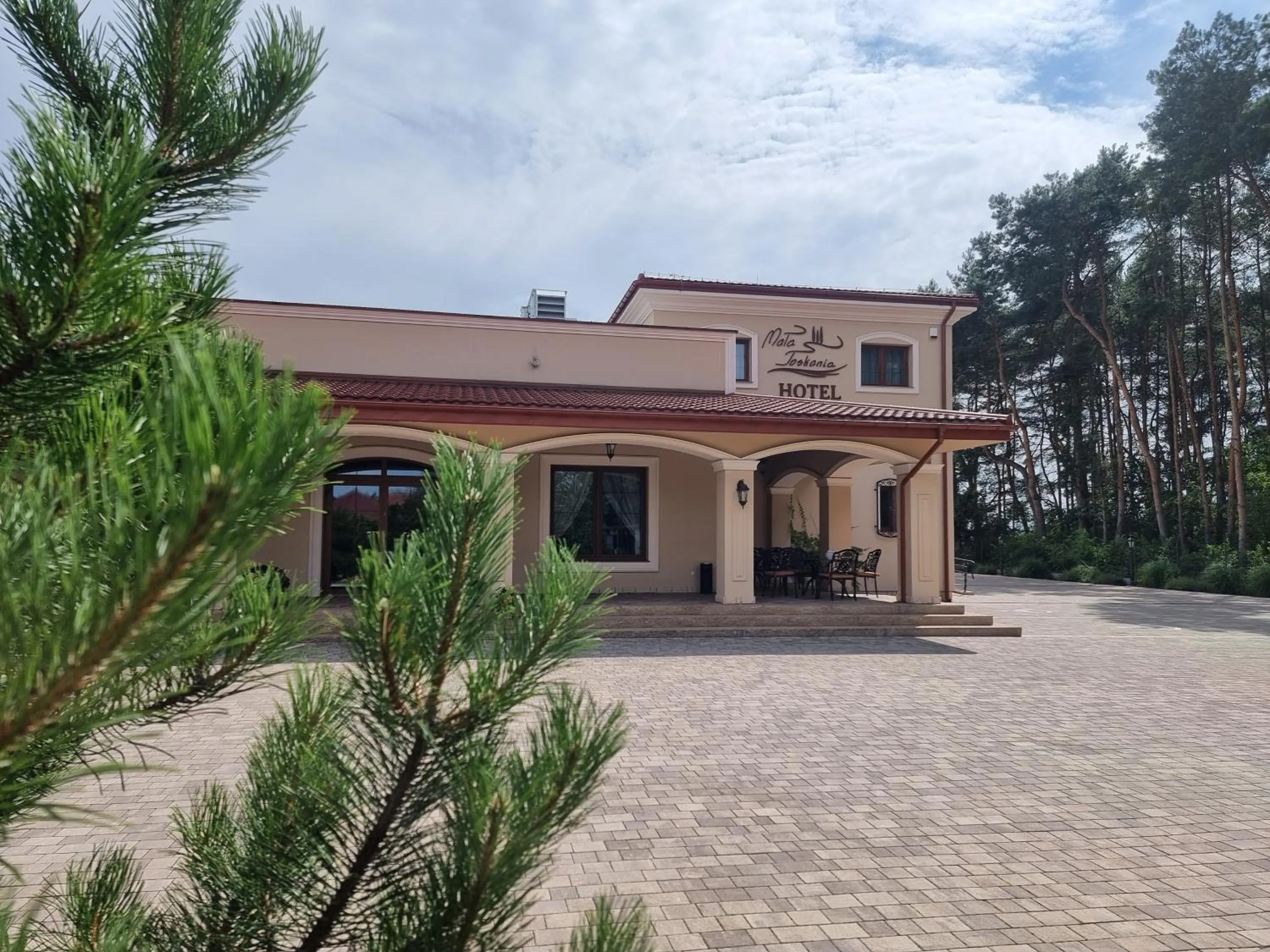 Property building in Dworek za Lasem