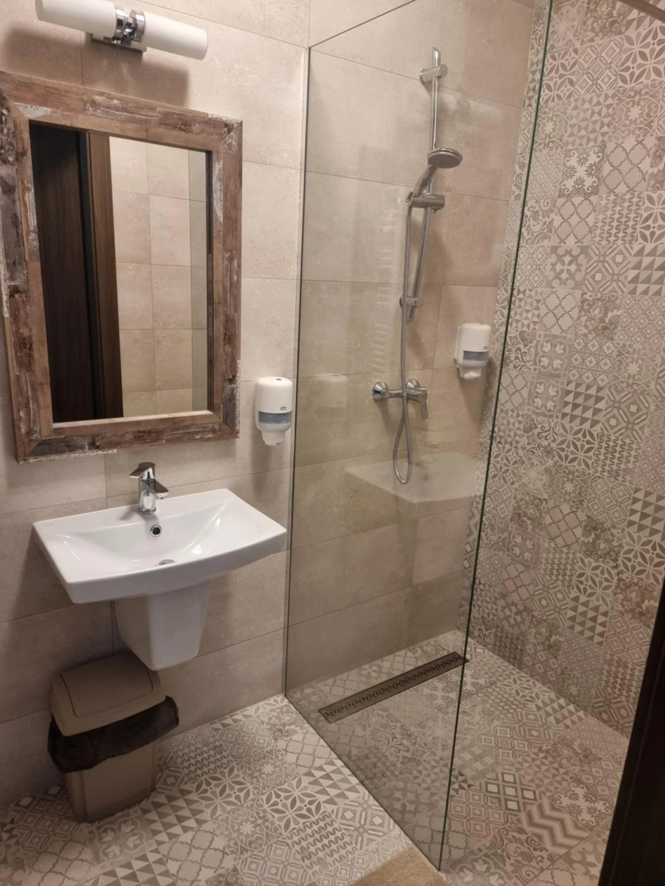 Bathroom in Dworek za Lasem