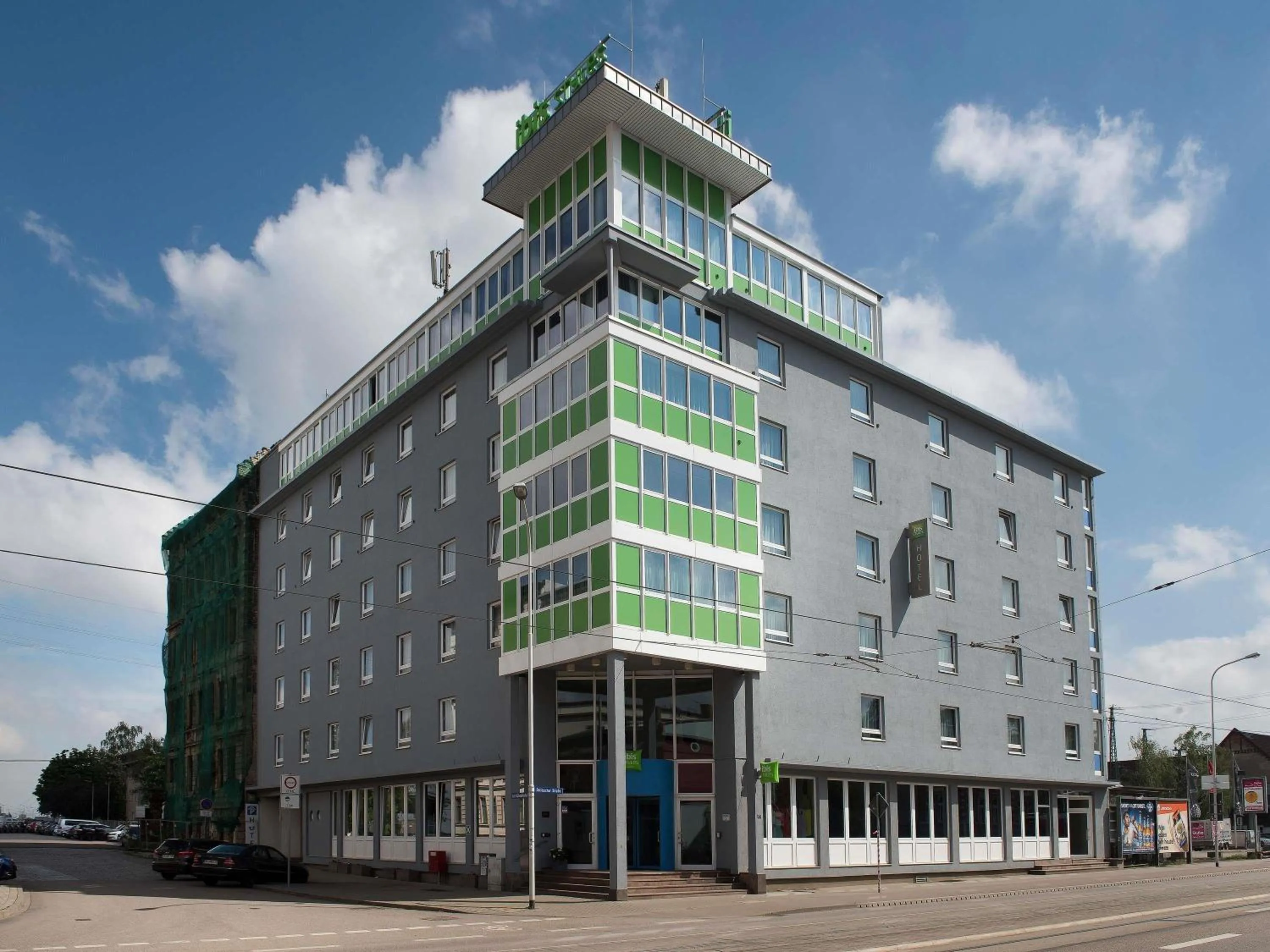 Property building in ibis Styles Halle