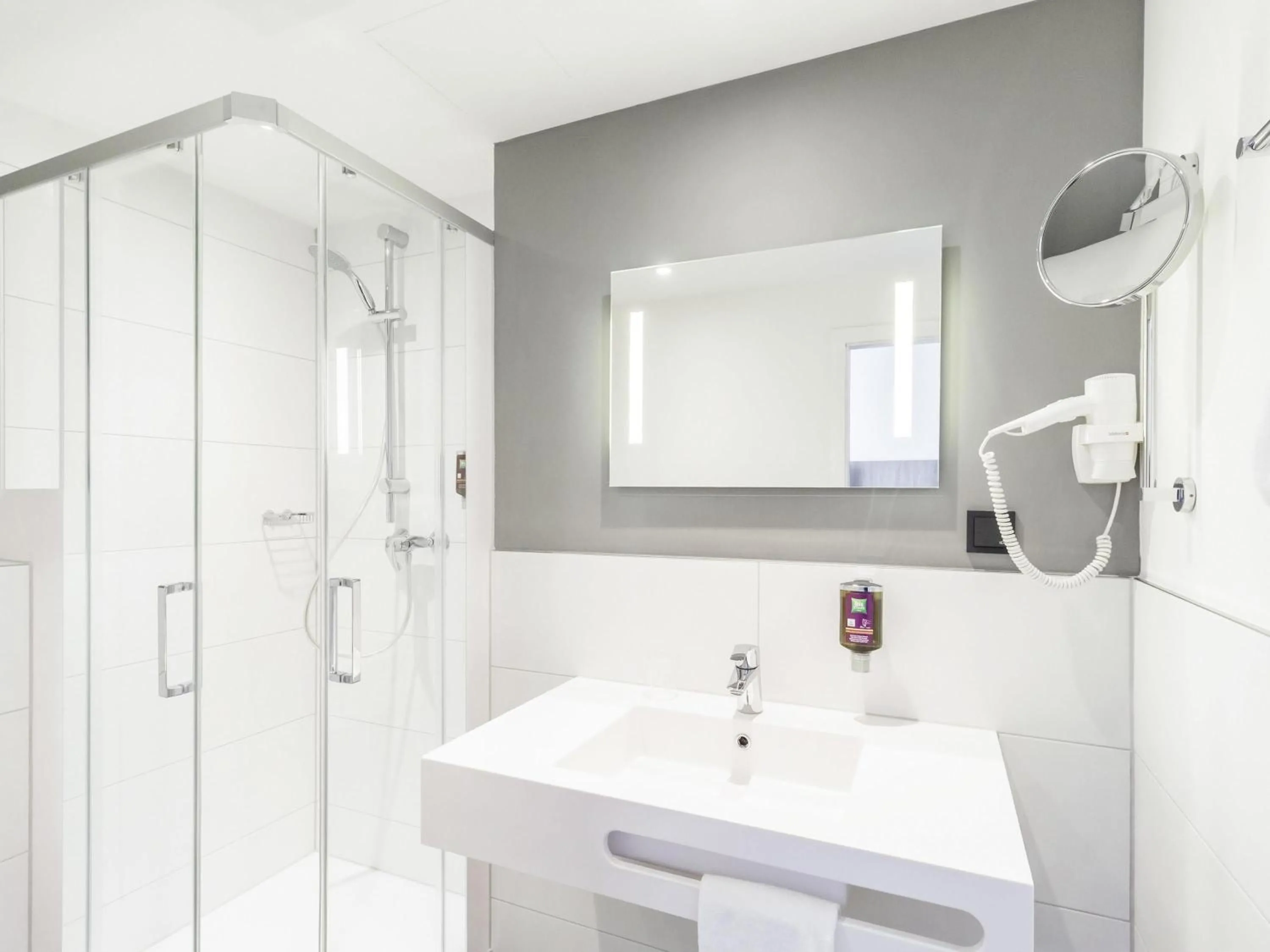 Bedroom in ibis Styles Halle