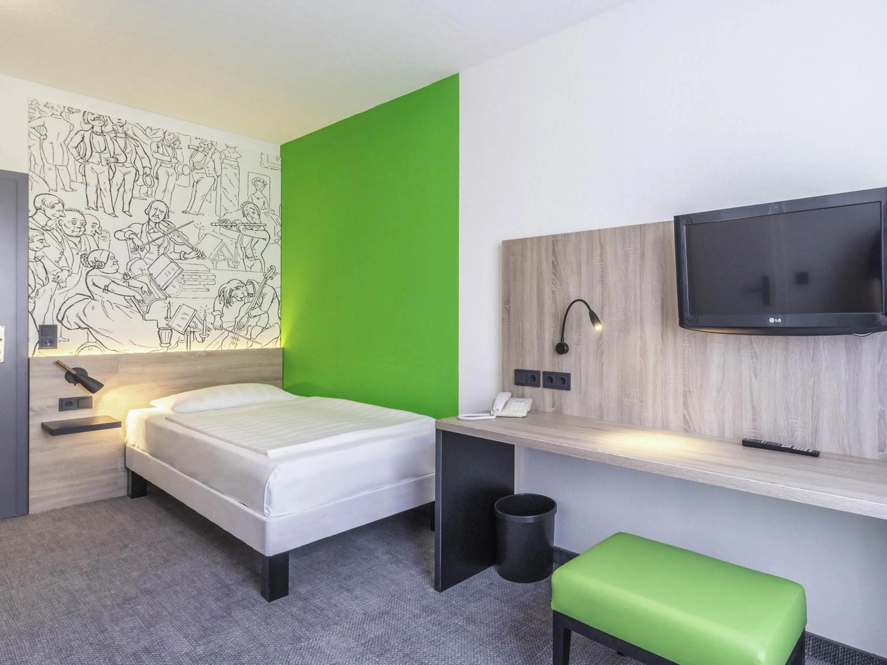 Bedroom, Bed in ibis Styles Halle