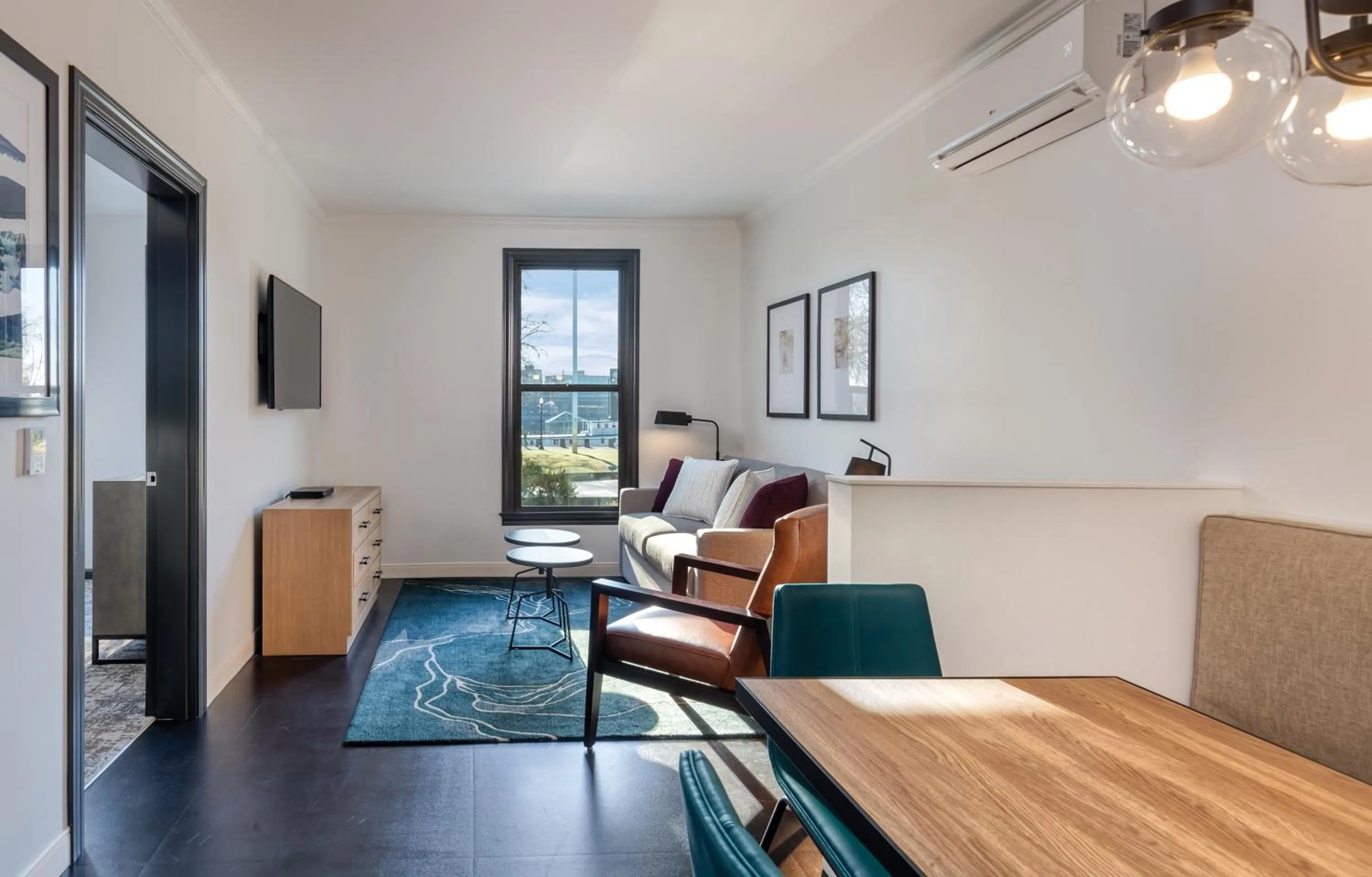 Living room in WorldMark Portland Waterfront Park