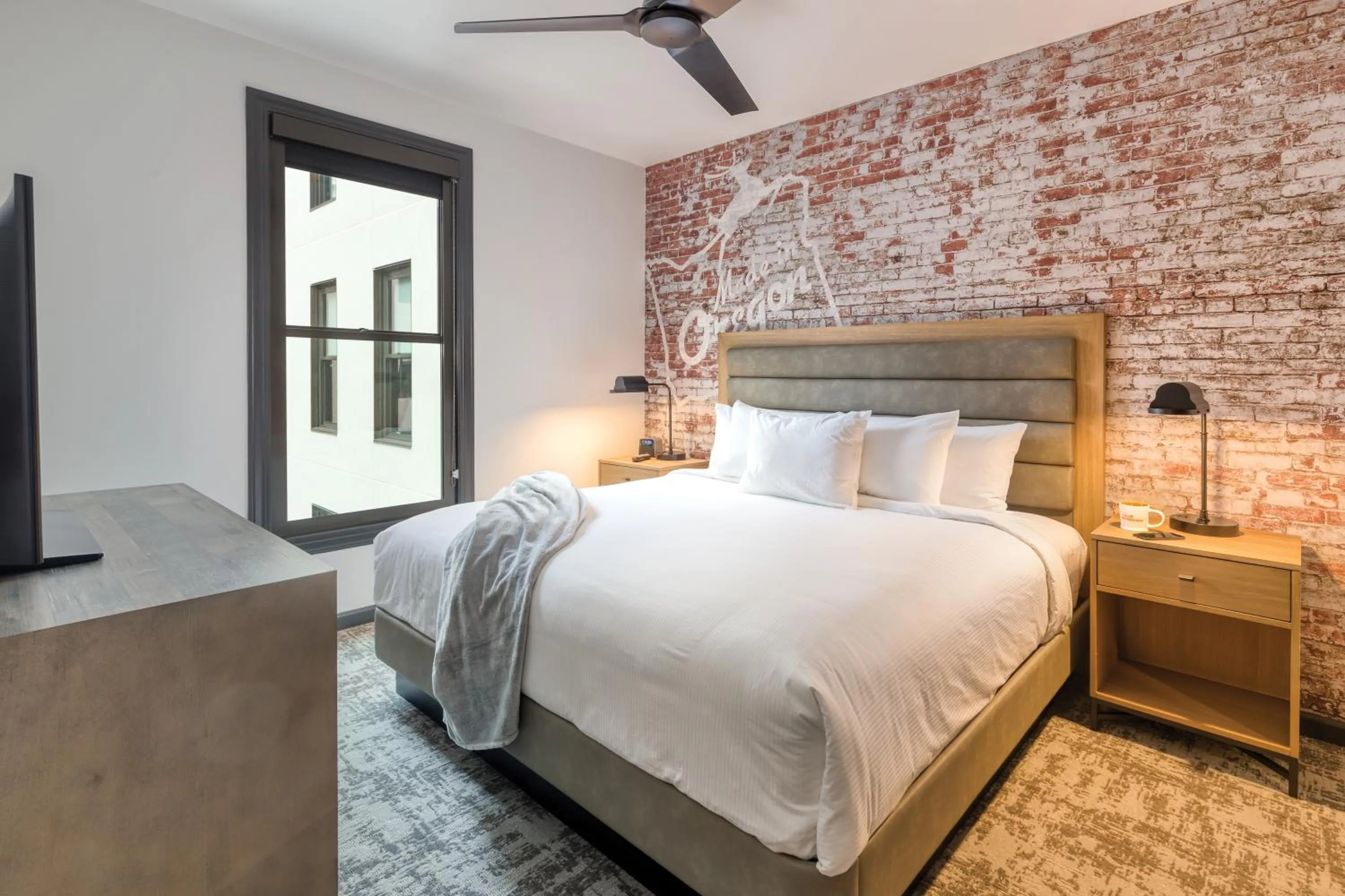 Bed in WorldMark Portland Waterfront Park