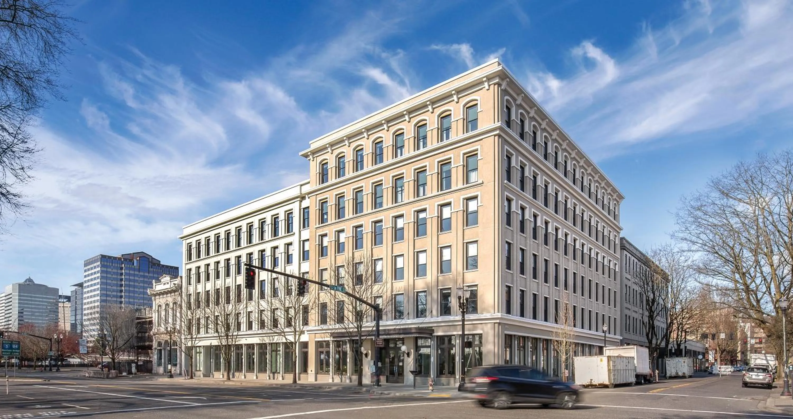 Property building in WorldMark Portland Waterfront Park