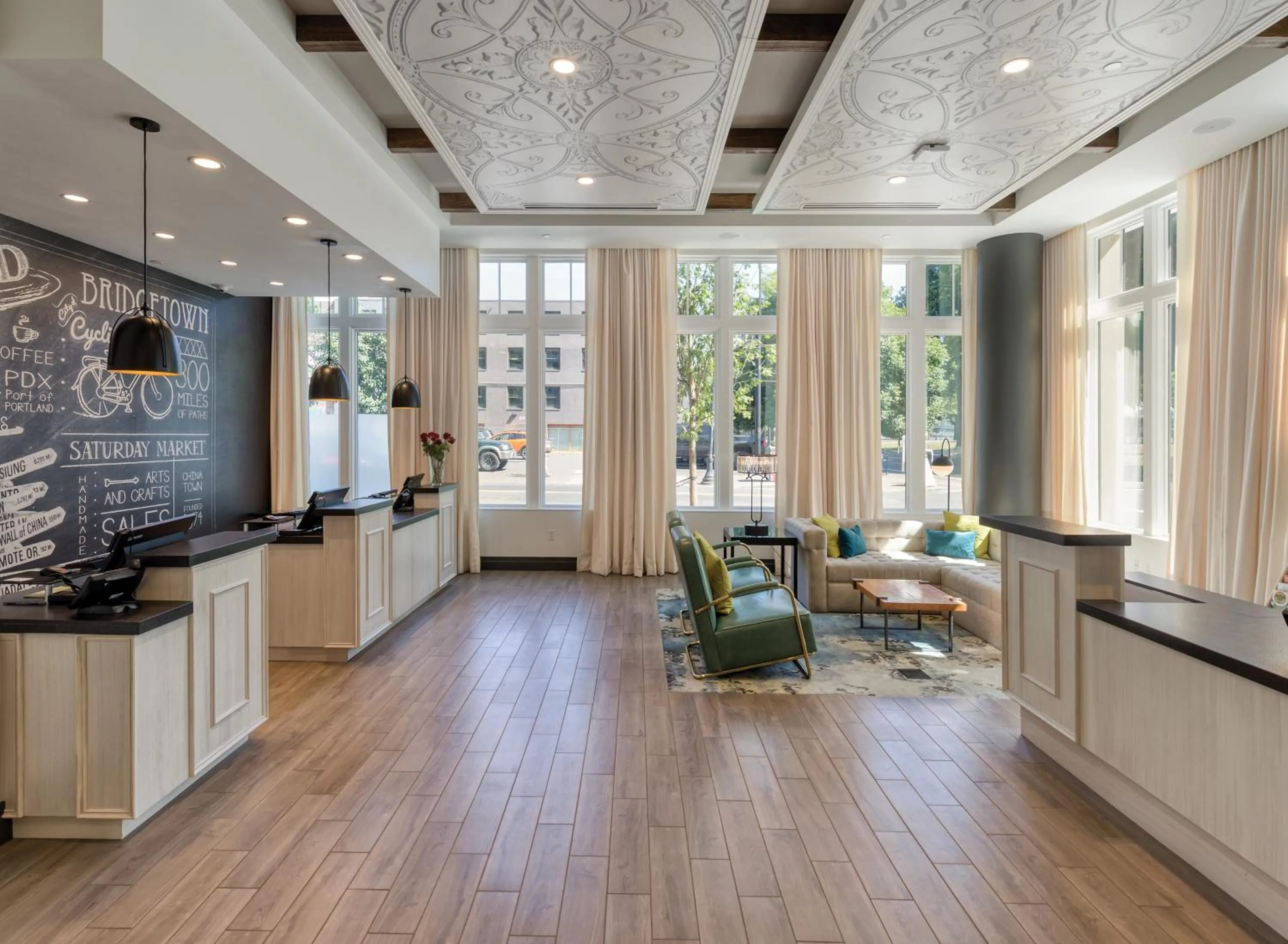 Lobby or reception in WorldMark Portland Waterfront Park