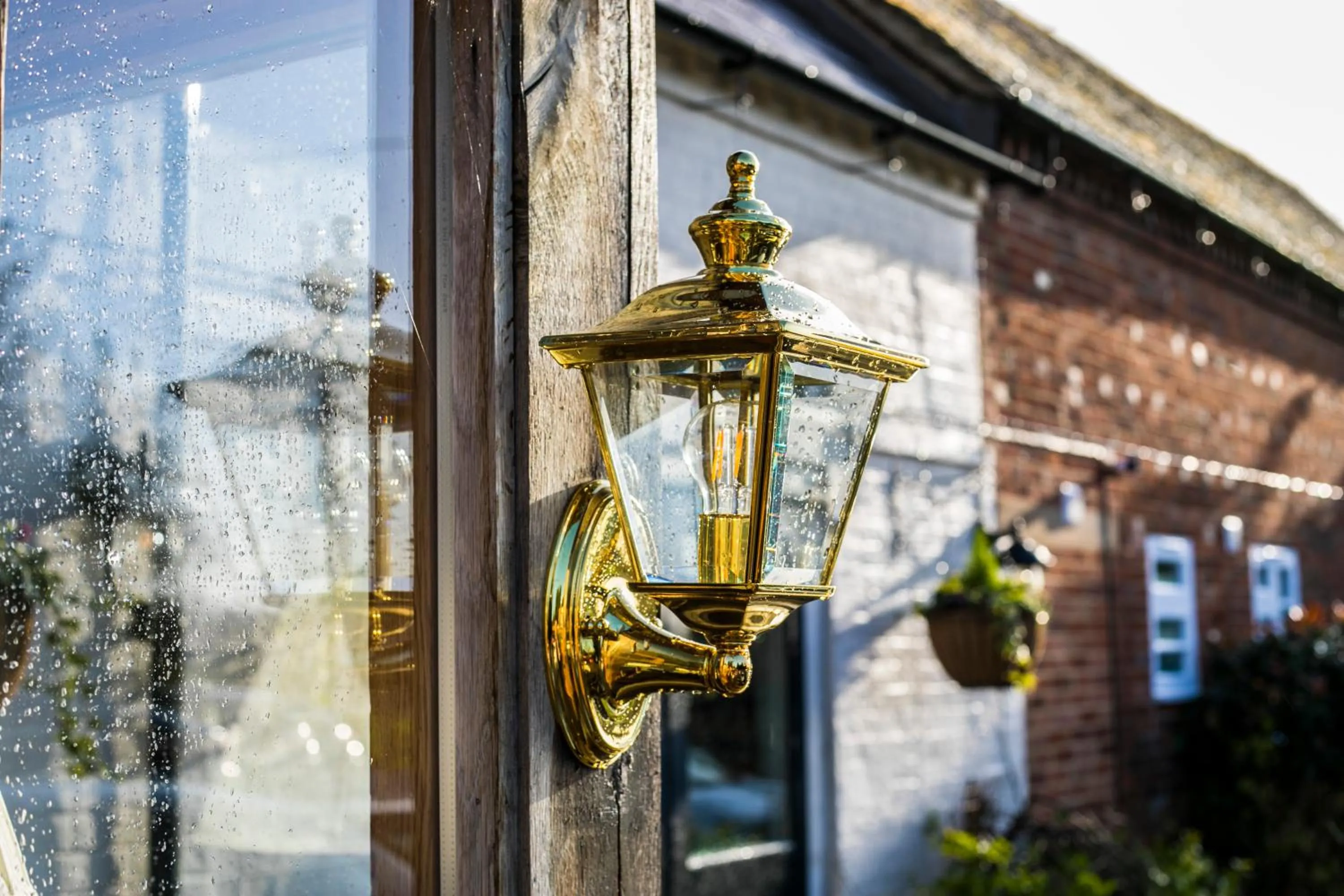 Facade/entrance in The Bell - Brunning and Price