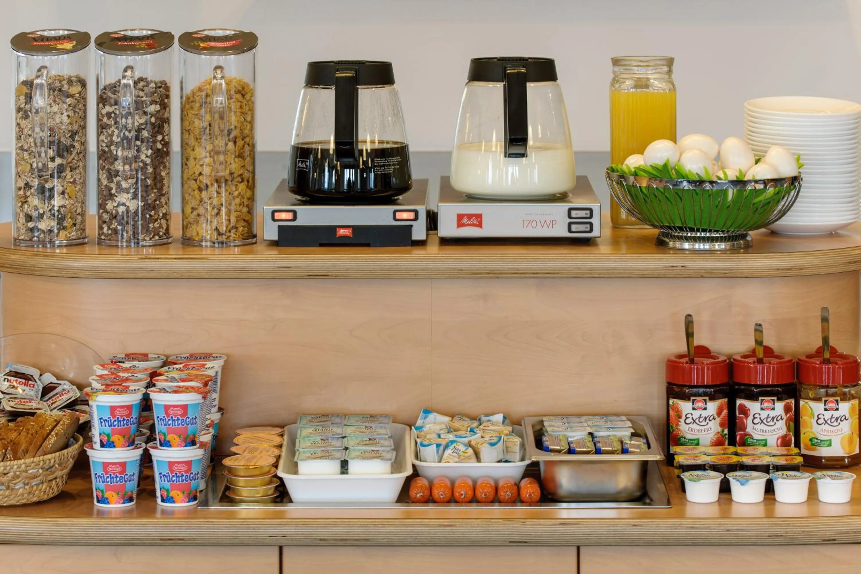 Buffet breakfast in ibis budget Berlin Hoppegarten