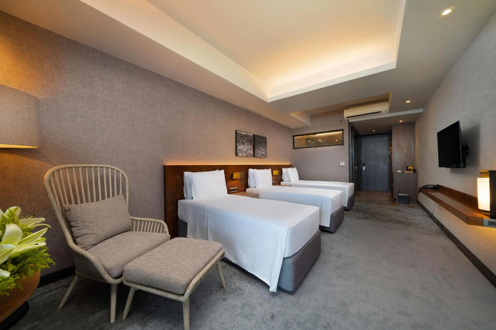 Bed in The Reef Island Resort Mactan, Cebu