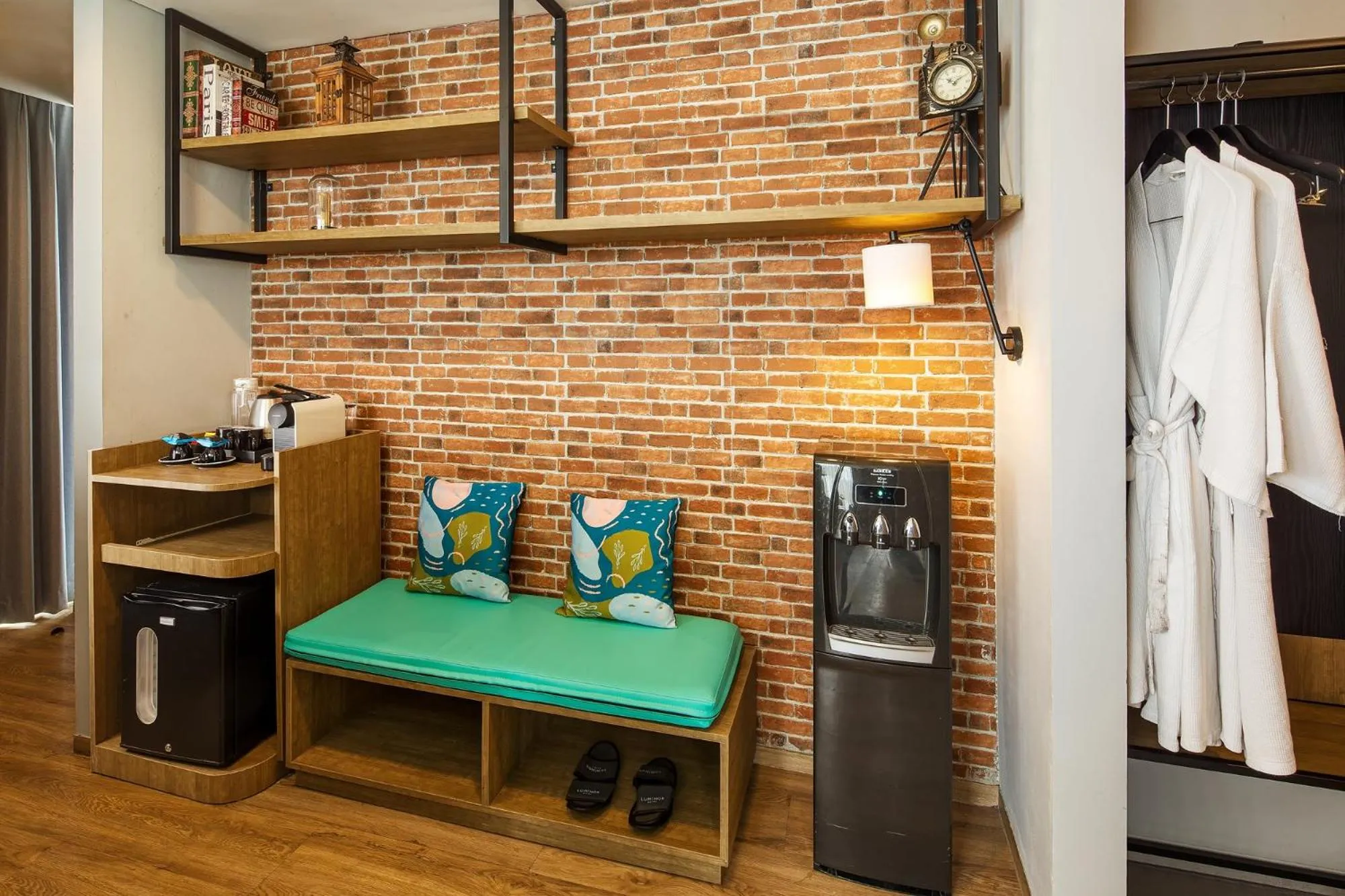 Coffee/tea facilities, Bed in Luminor Hotel Purwokerto By WH