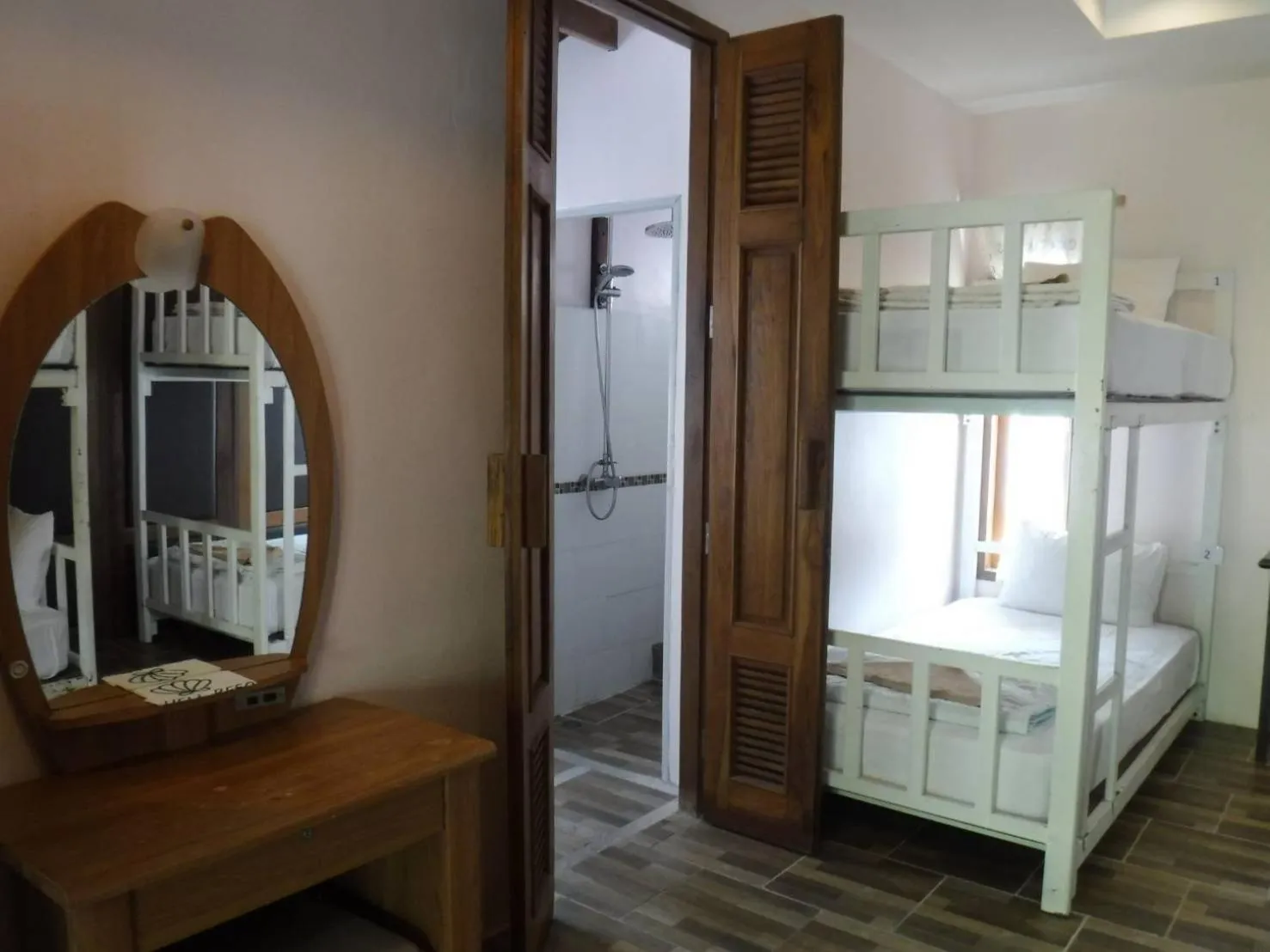 Bathroom in Seashell Resort Hostel Koh Tao