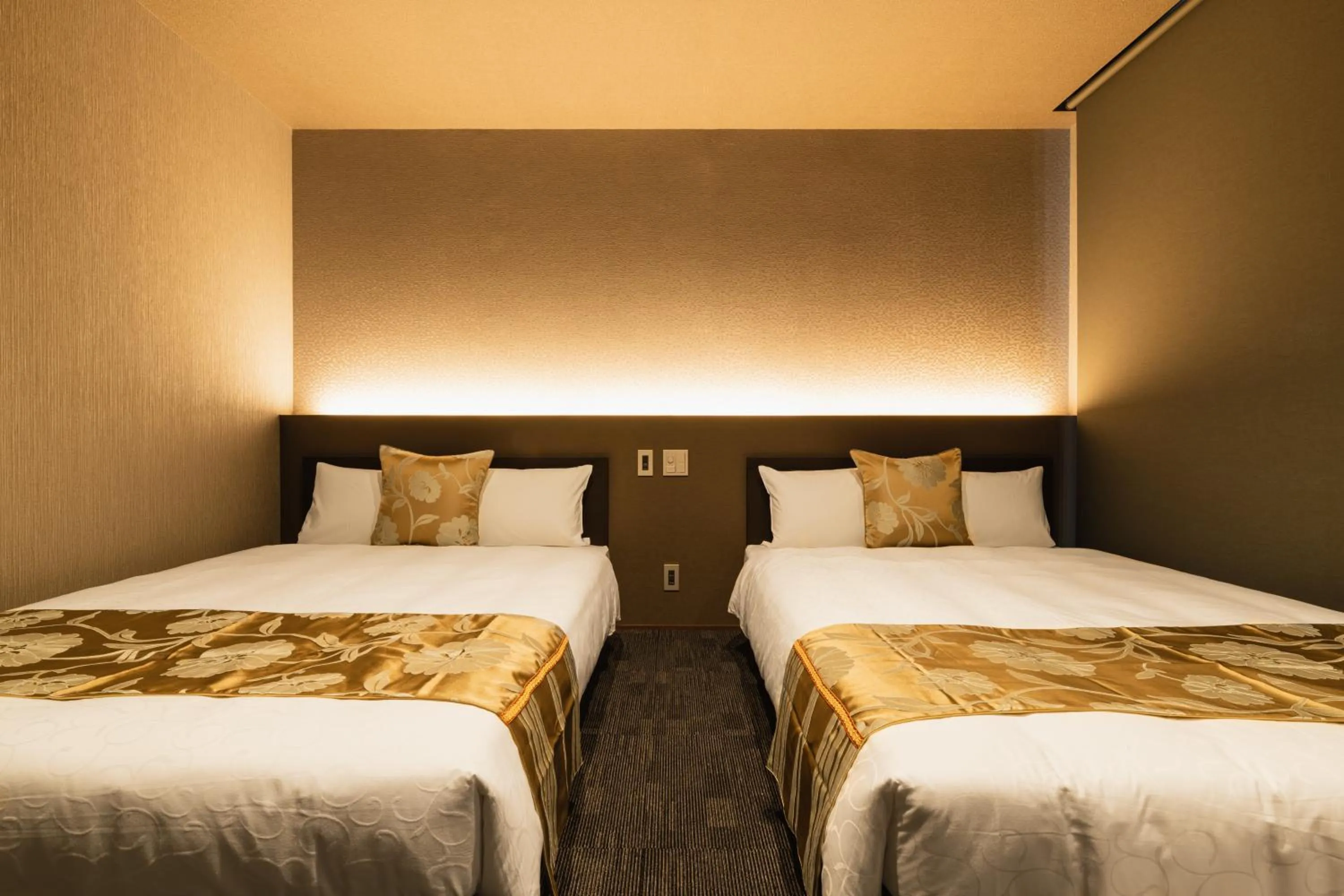 Bedroom, Bed in GRAND BASE Haruyoshi