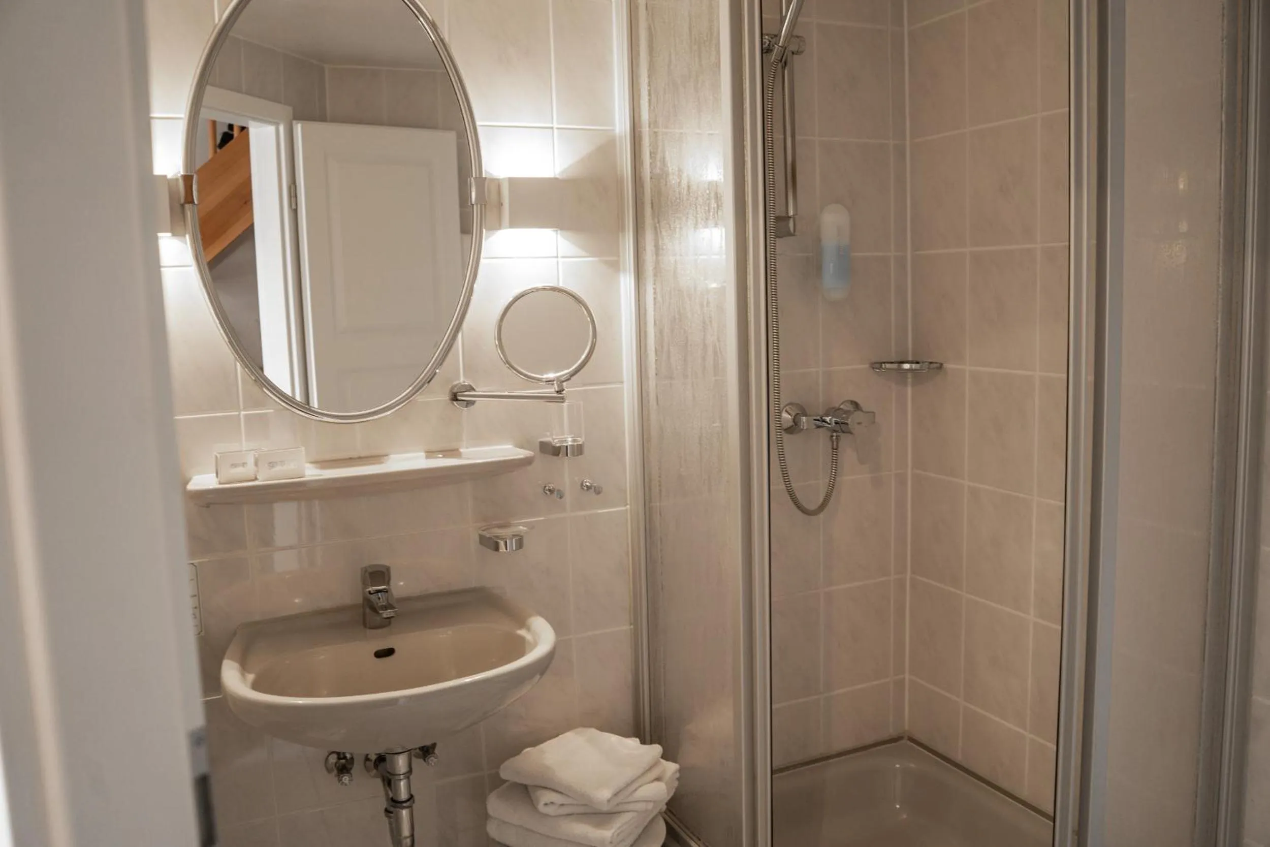 Bathroom in Hotel & Restaurant Am Alten Rhin