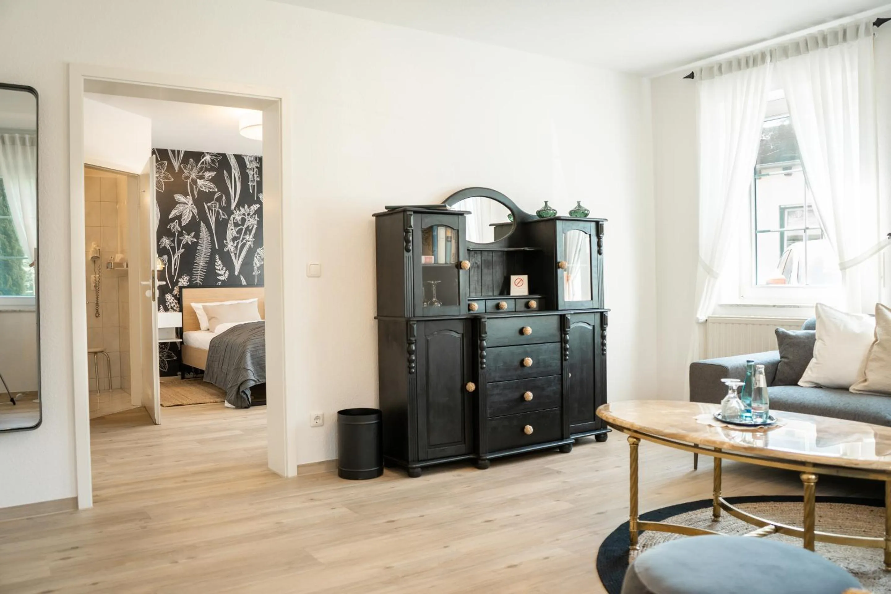 Living room, Bed in Hotel & Restaurant Am Alten Rhin