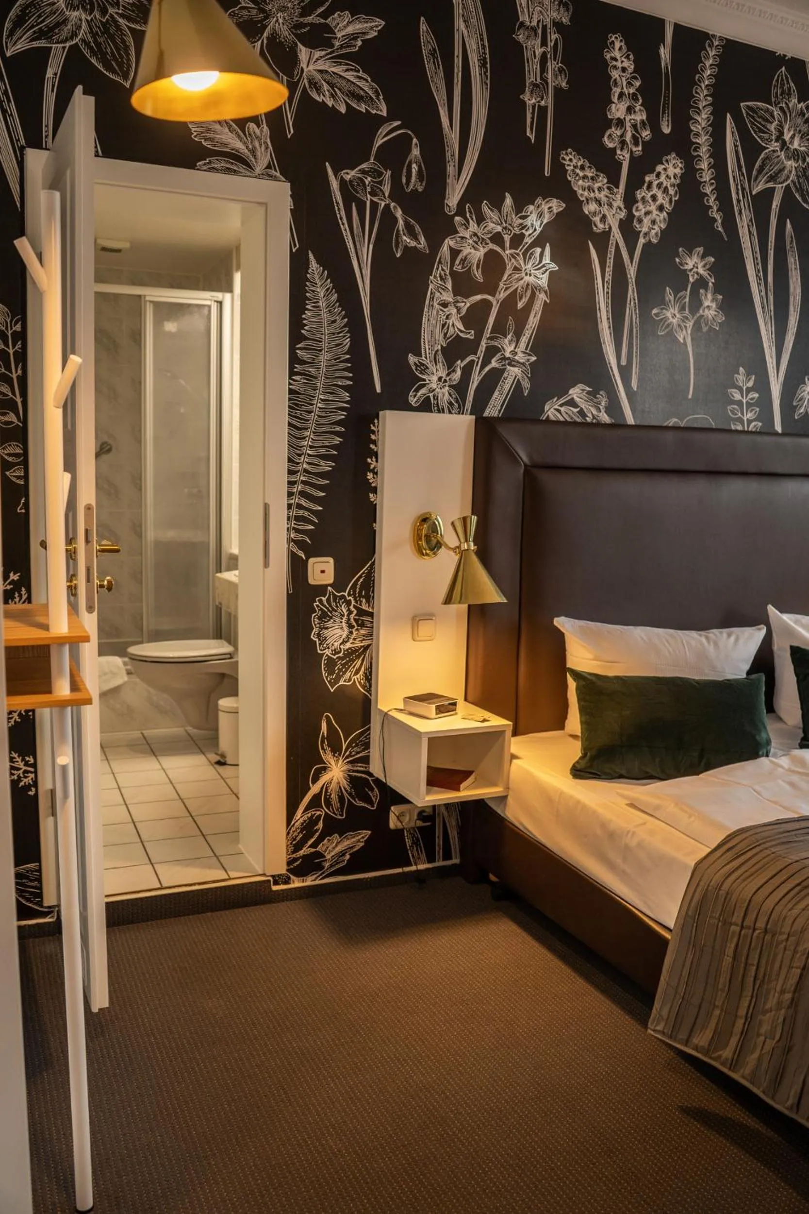 Bed in Hotel & Restaurant Am Alten Rhin