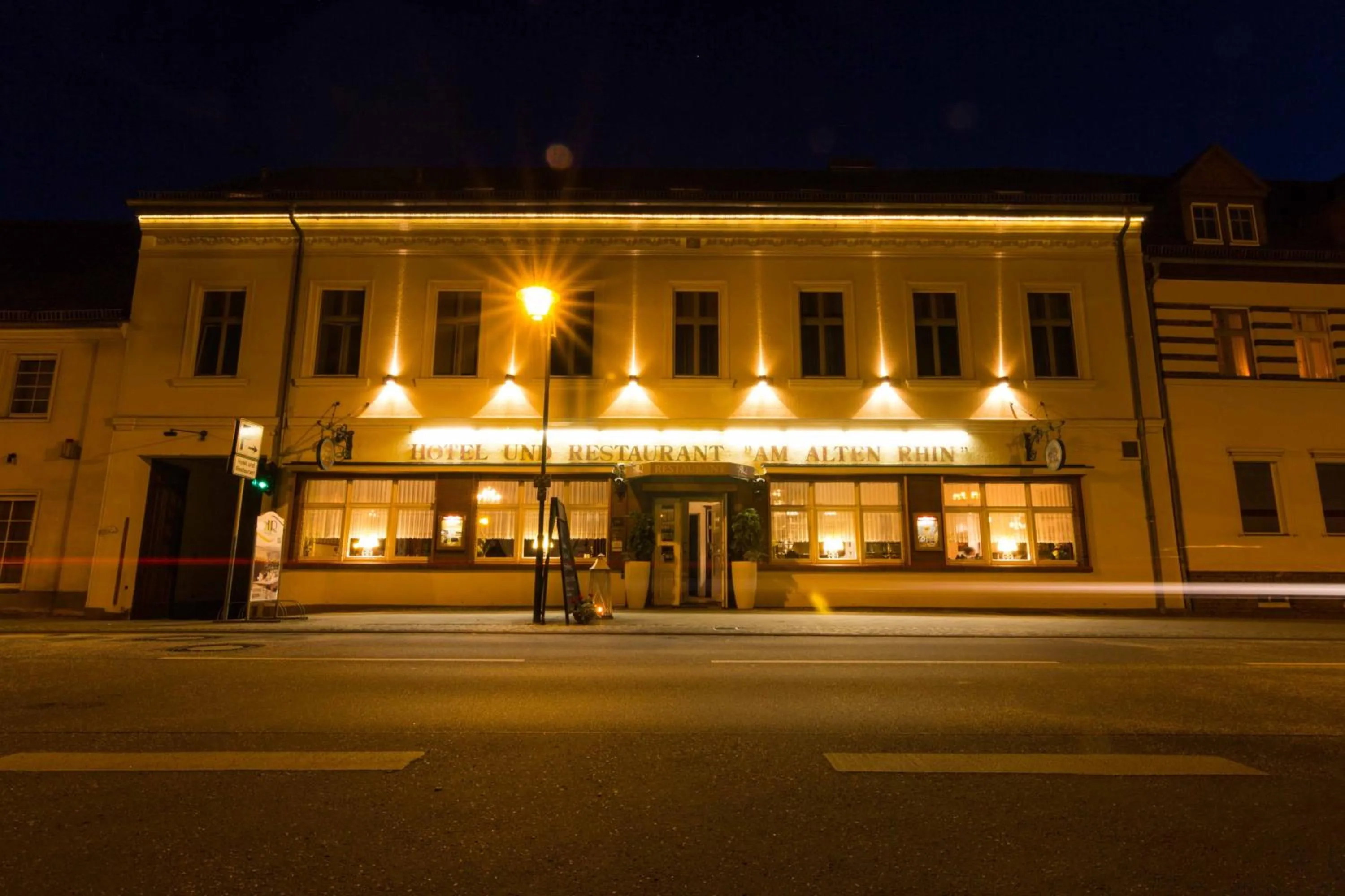 Property building in Hotel & Restaurant Am Alten Rhin