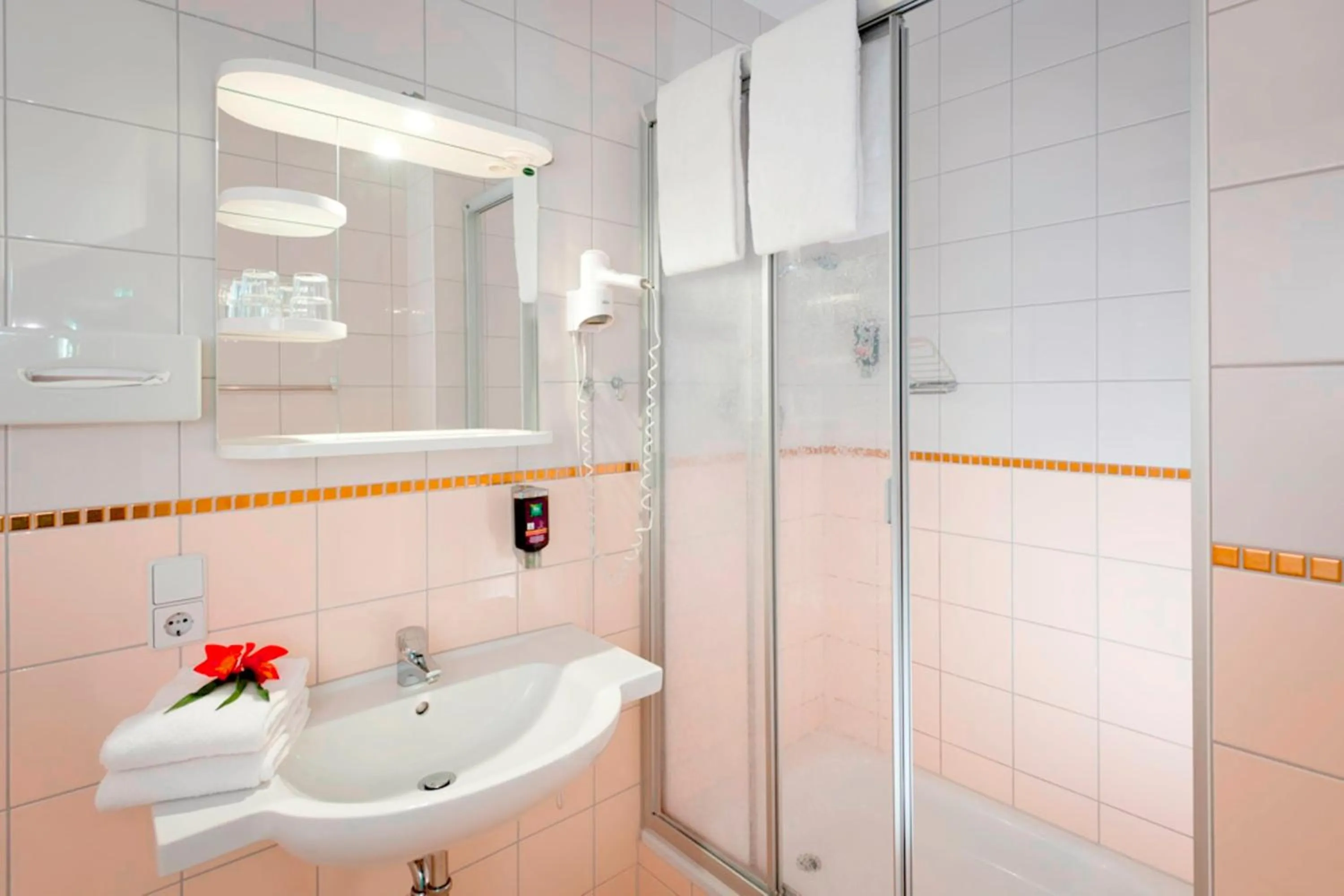 Bathroom in ibis Styles Berlin City Ost