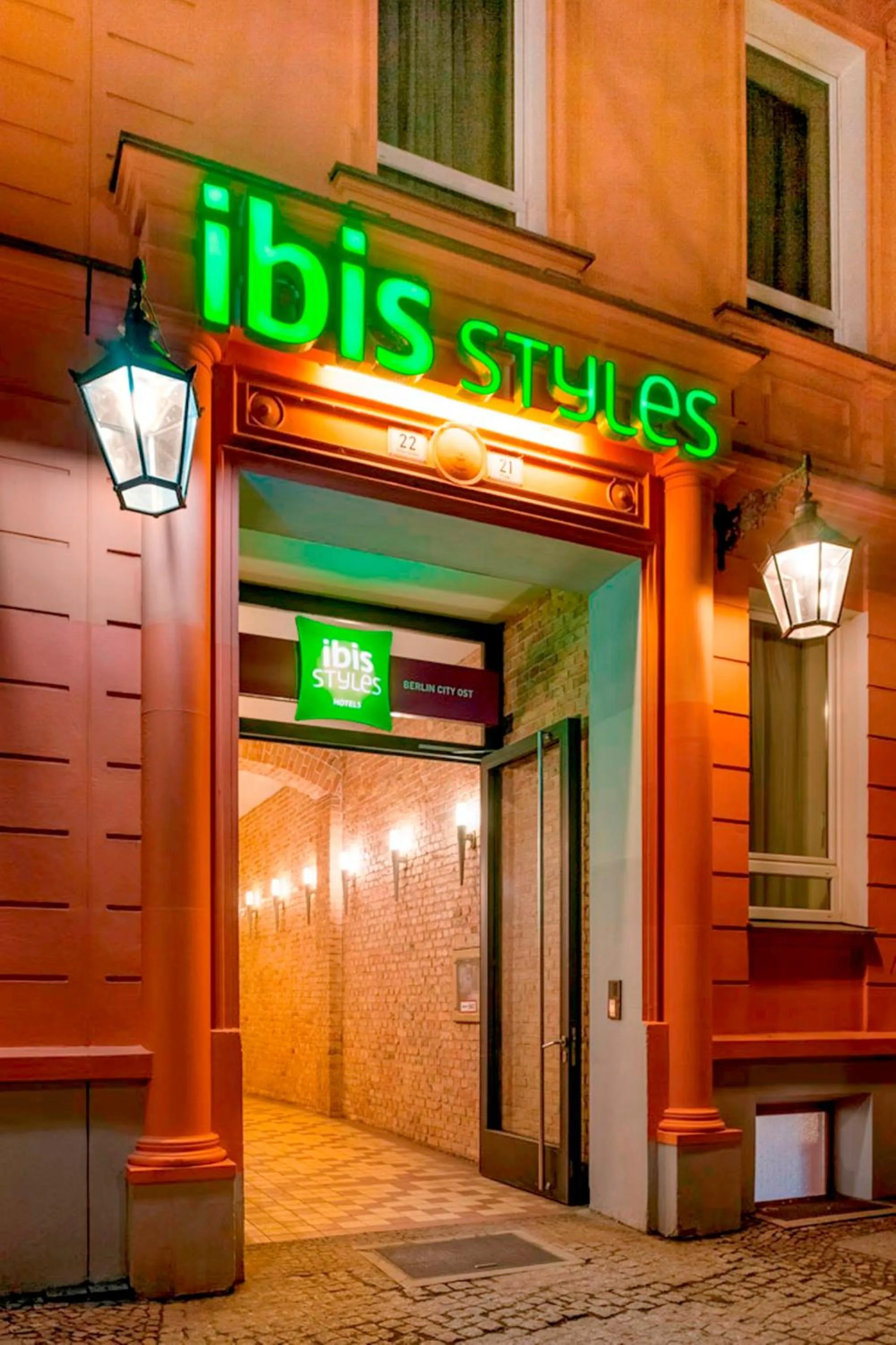 Facade/entrance in ibis Styles Berlin City Ost