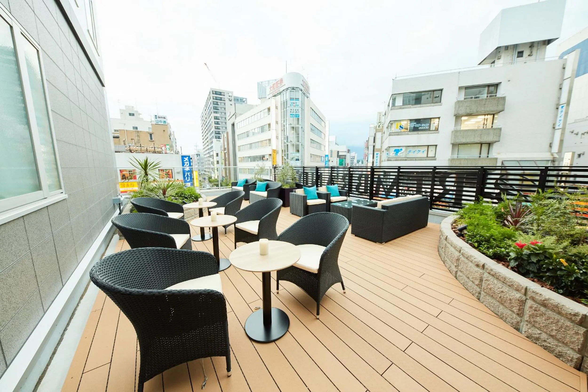 Balcony/Terrace in Rembrandt Style Honatsugi