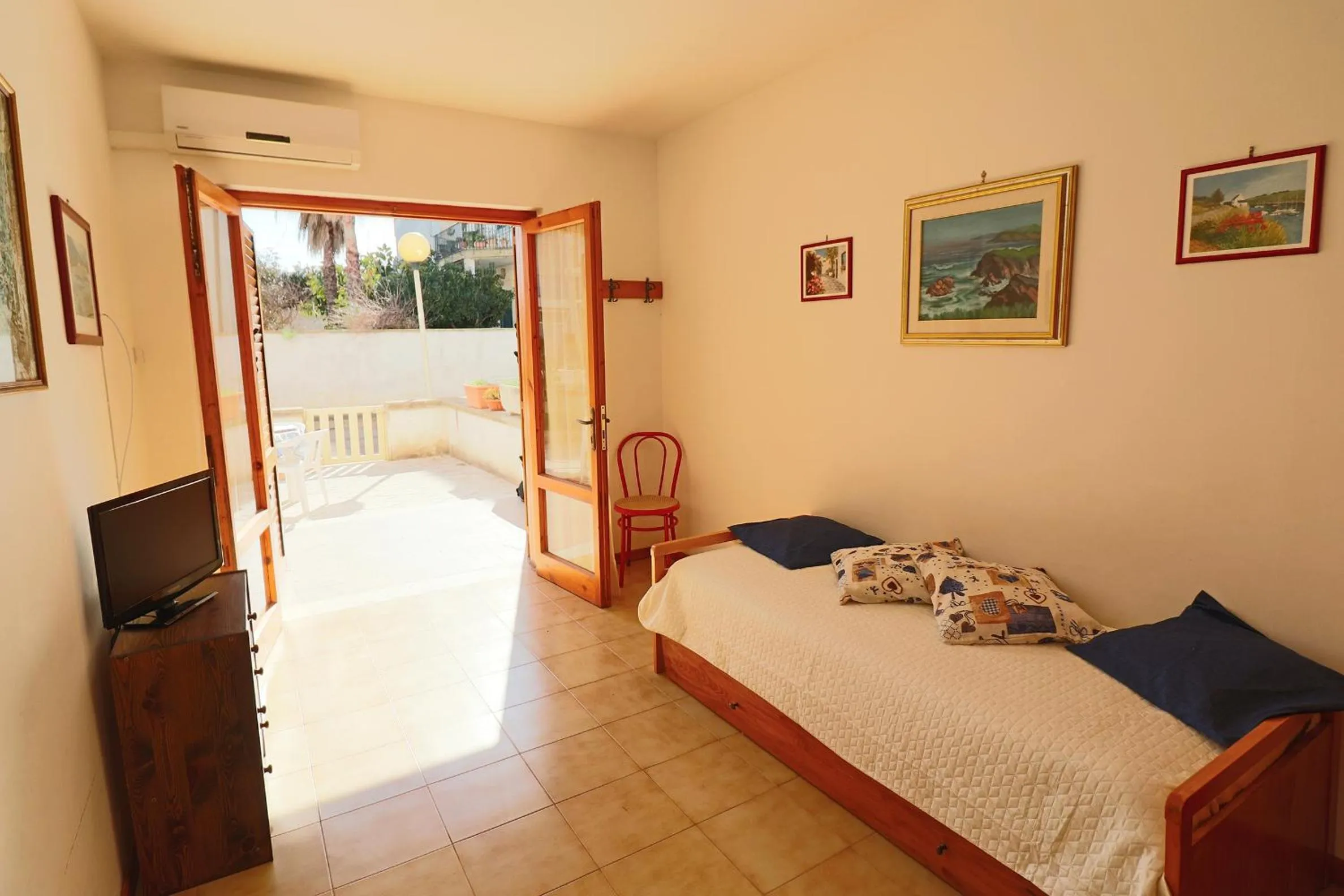 Bedroom, Bed in Nice House Cecilia in Otranto