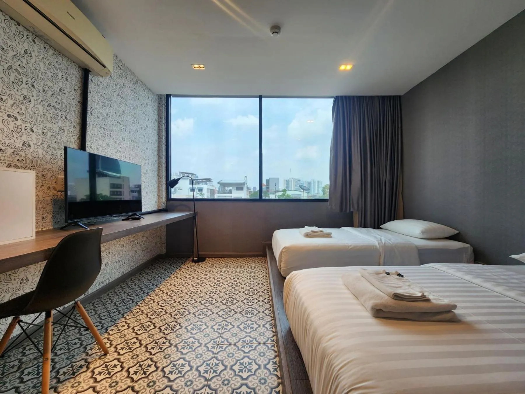 Bed in Happy Station Bangkok