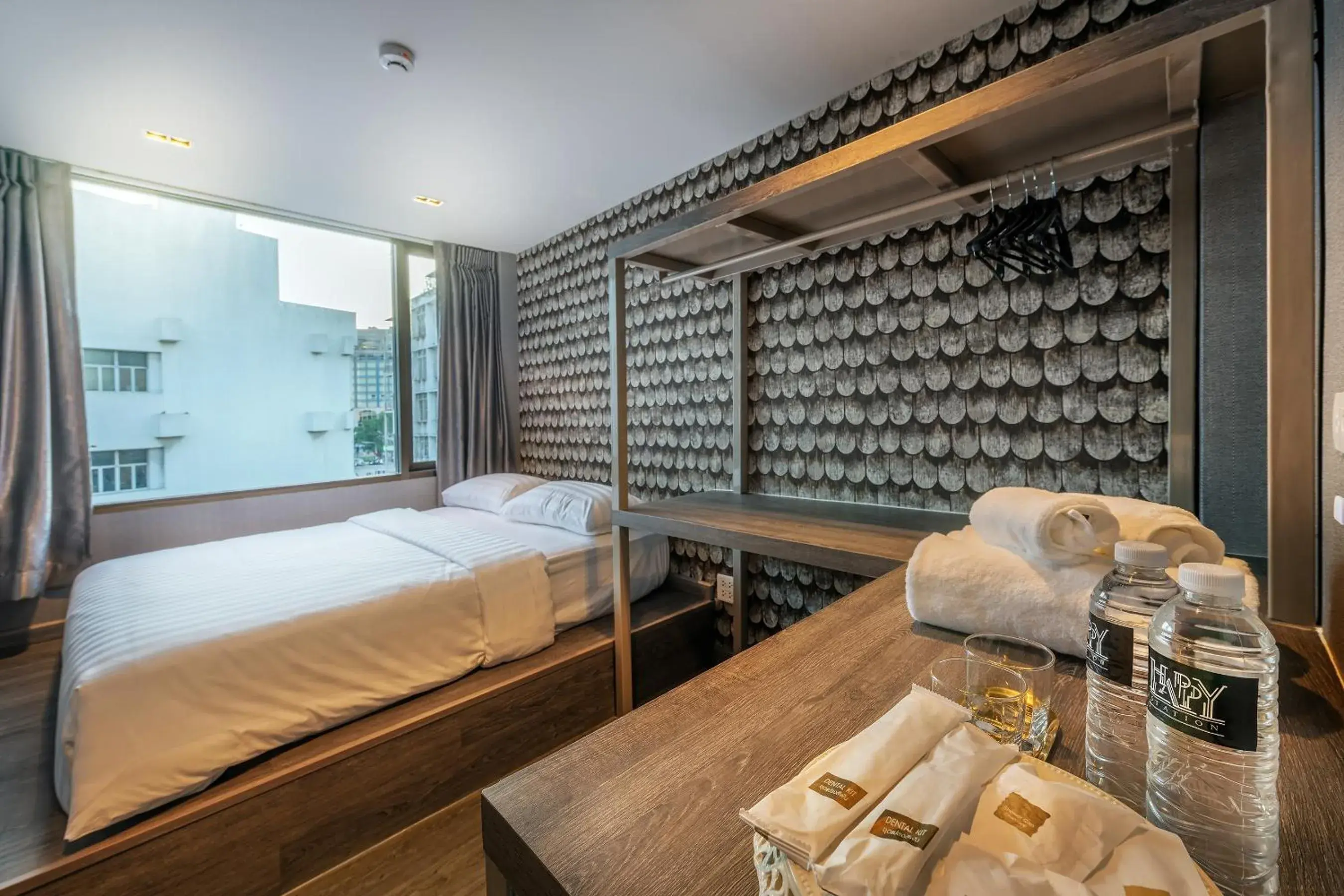 Superior Double Room in Happy Station Bangkok Superior Double Room in Happy Station Bangkok