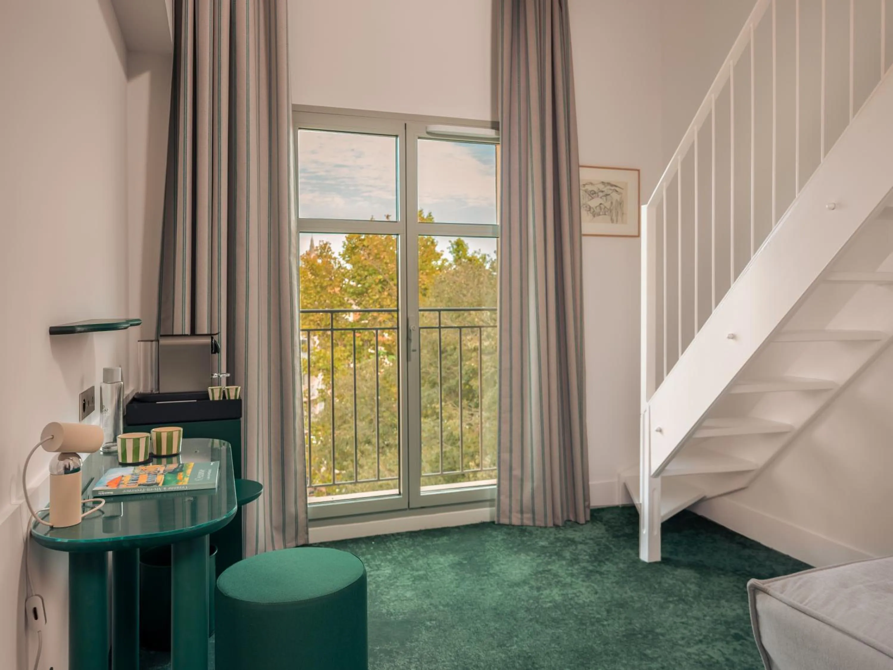 Bedroom in Hôtel Saint Christophe Aix en Provence Centre Ville