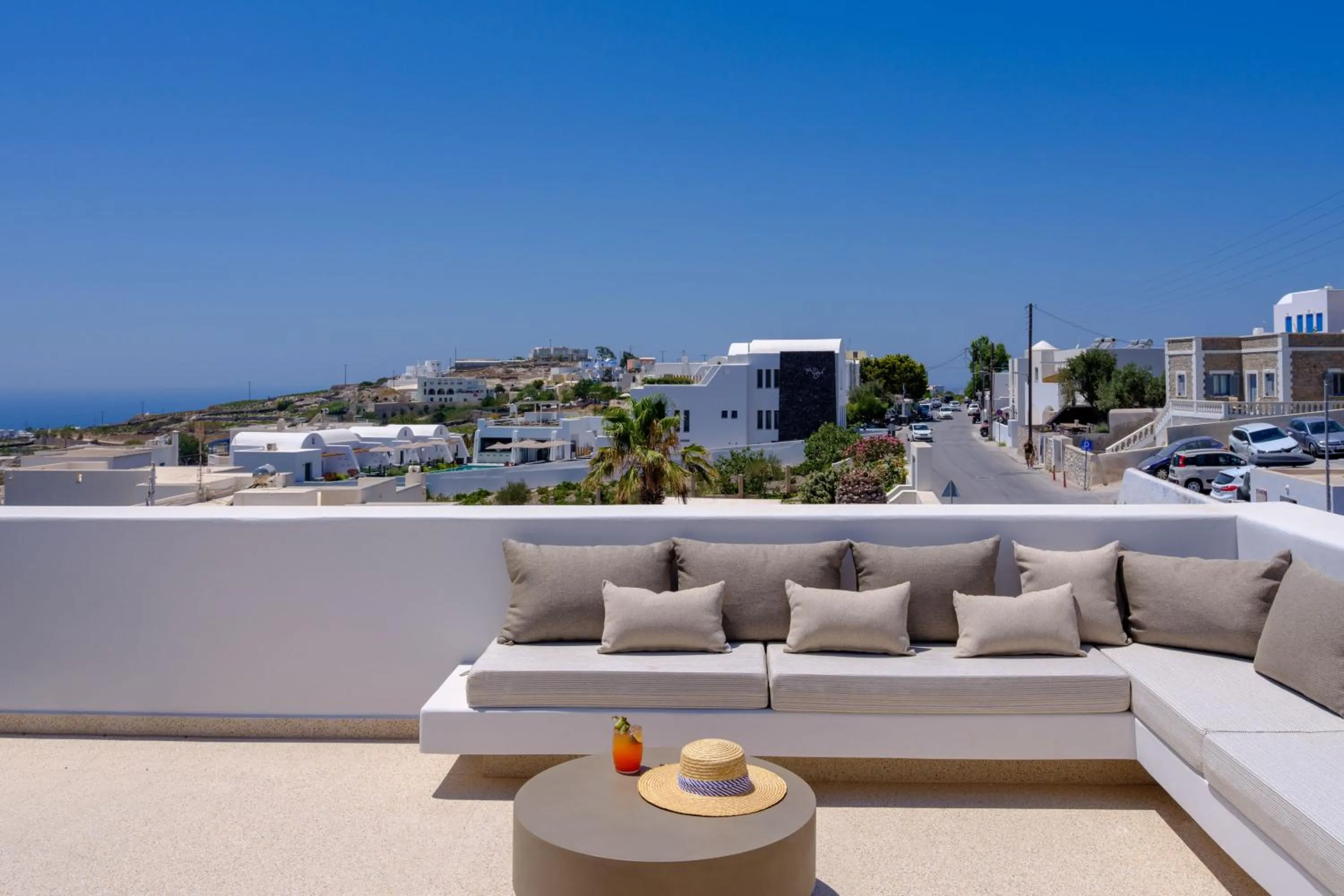 Alleys All-Suite Hotel & Spa