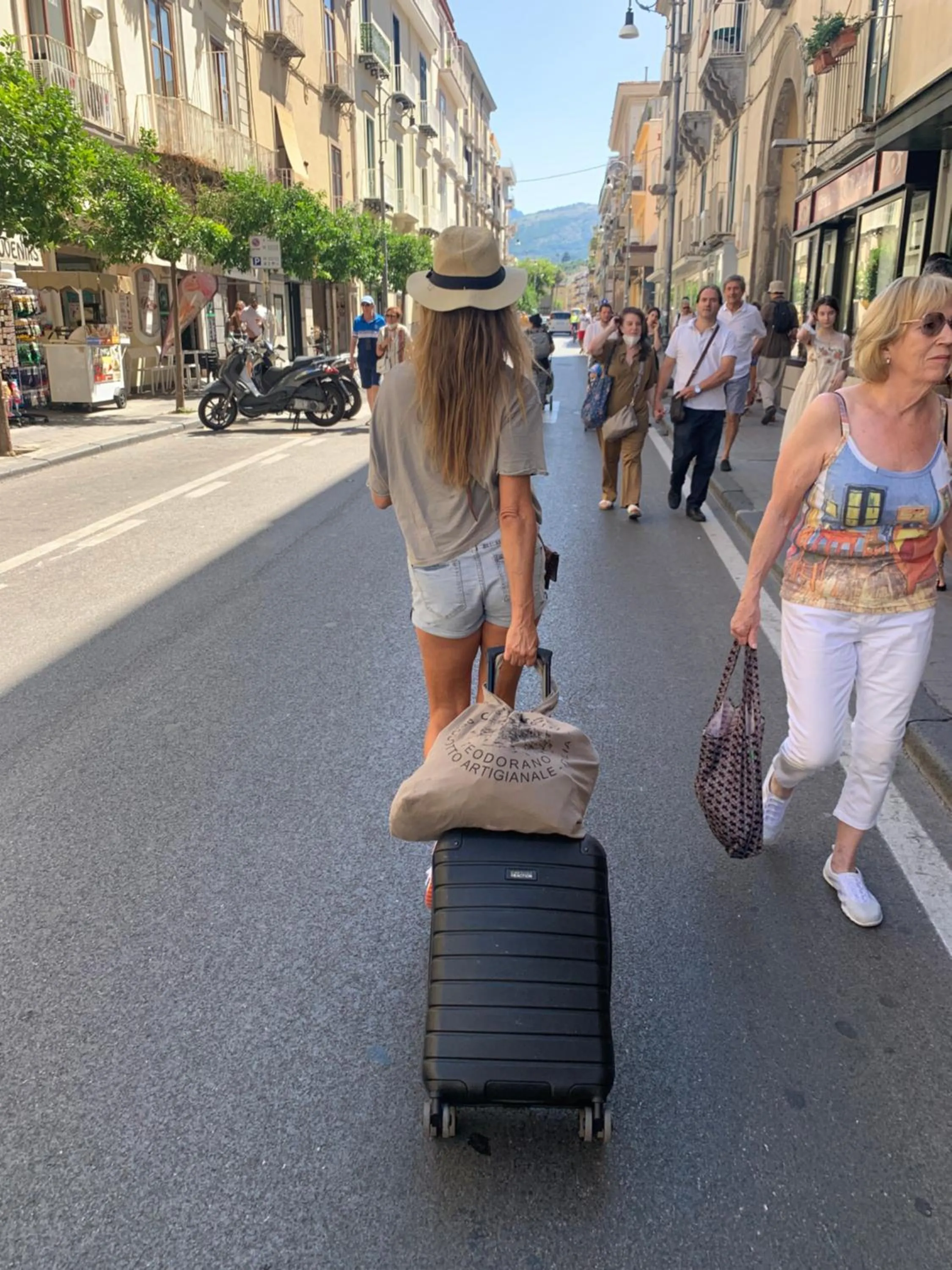 children in la dimora di Cornelia