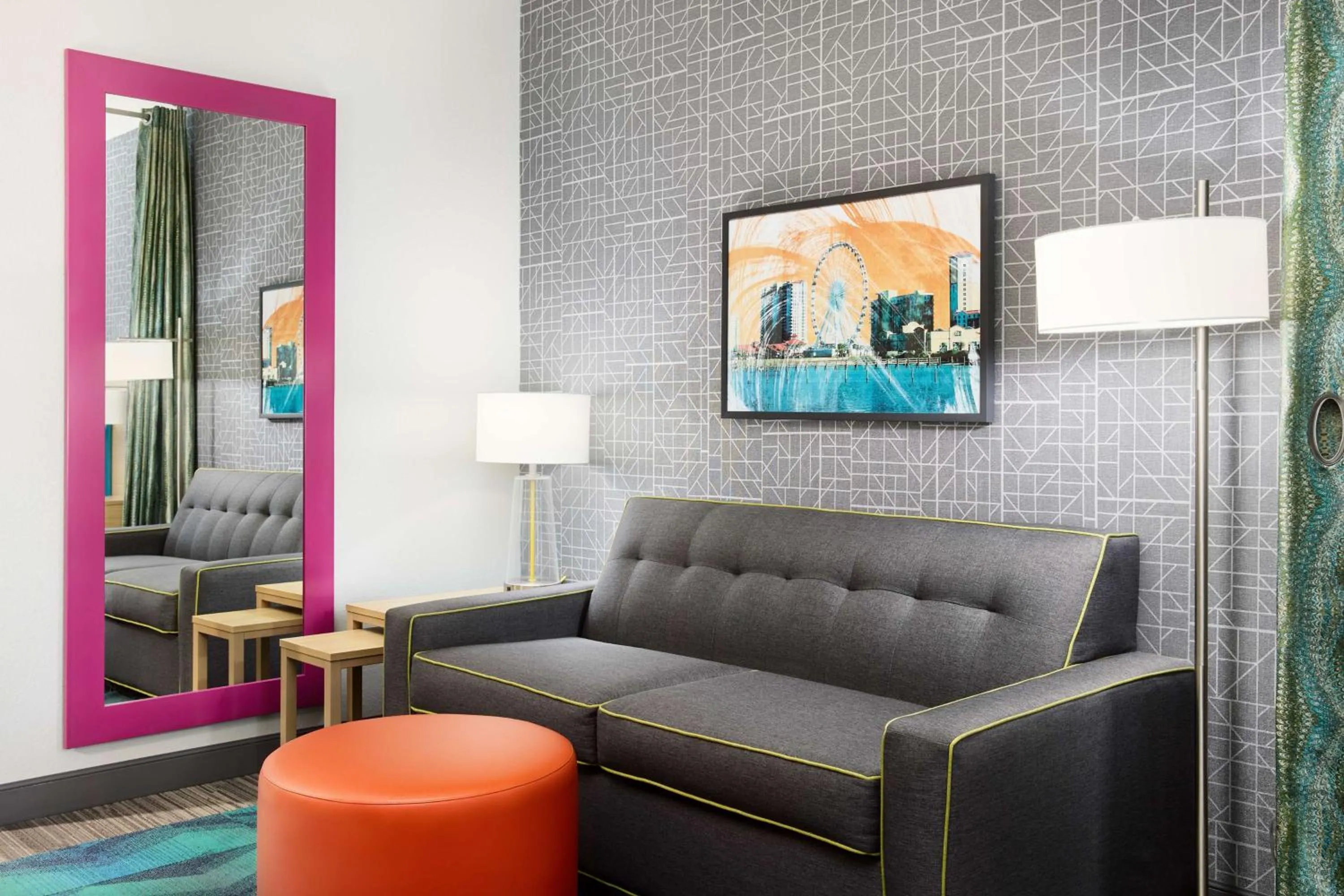 Living room in Home2 Suites By Hilton Pensacola I-10 Pine Forest