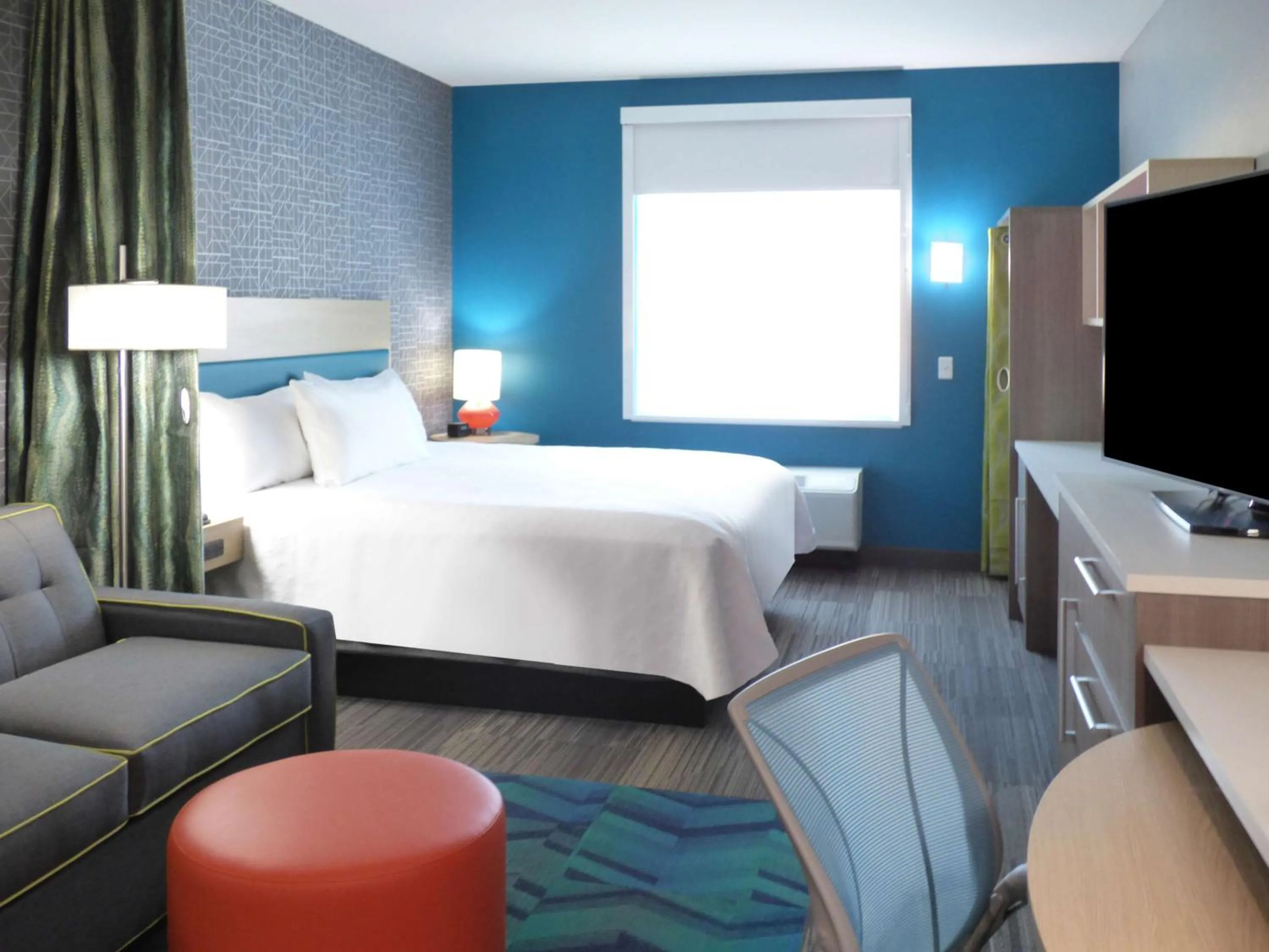 Bed in Home2 Suites By Hilton Pensacola I-10 Pine Forest