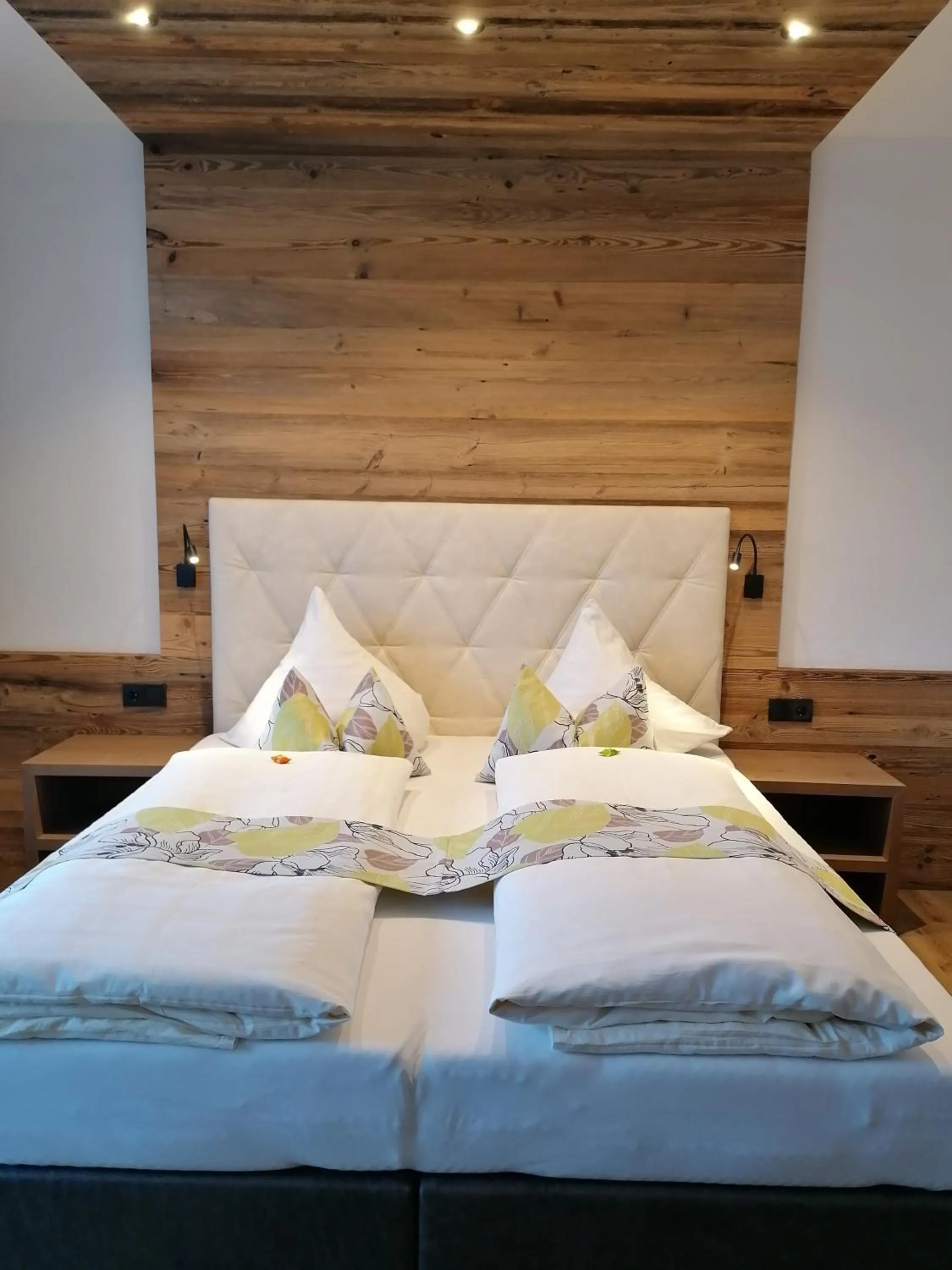 Bed in Pension Claudia Zell am See