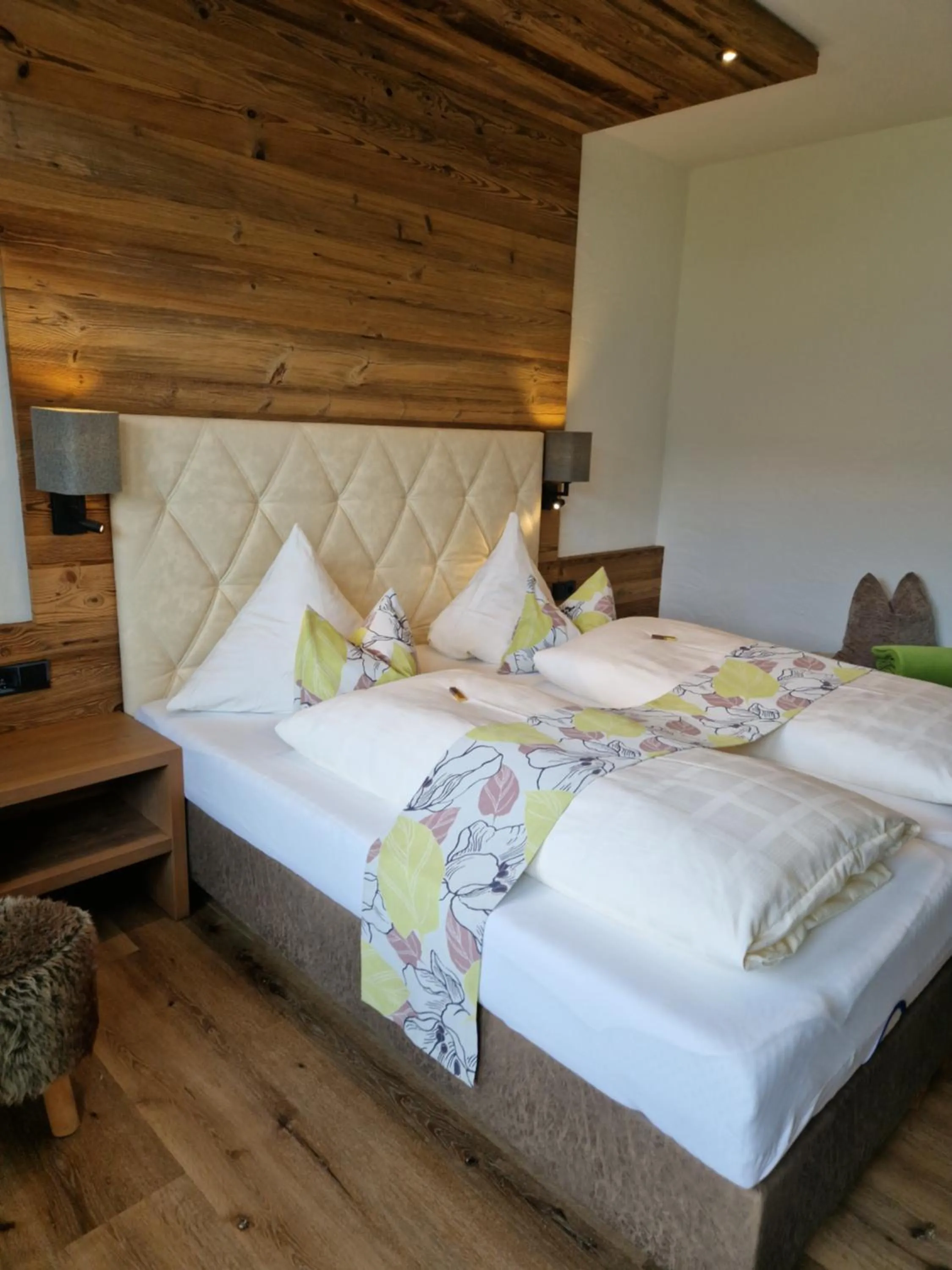 Bed in Pension Claudia Zell am See