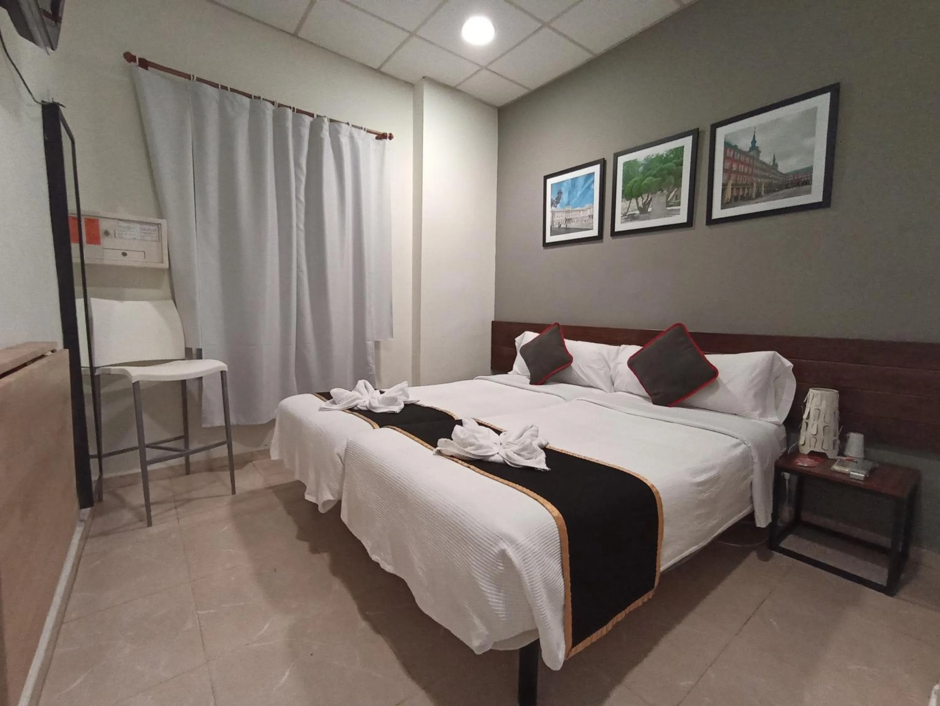 Bedroom, Bed in CH Murallas II