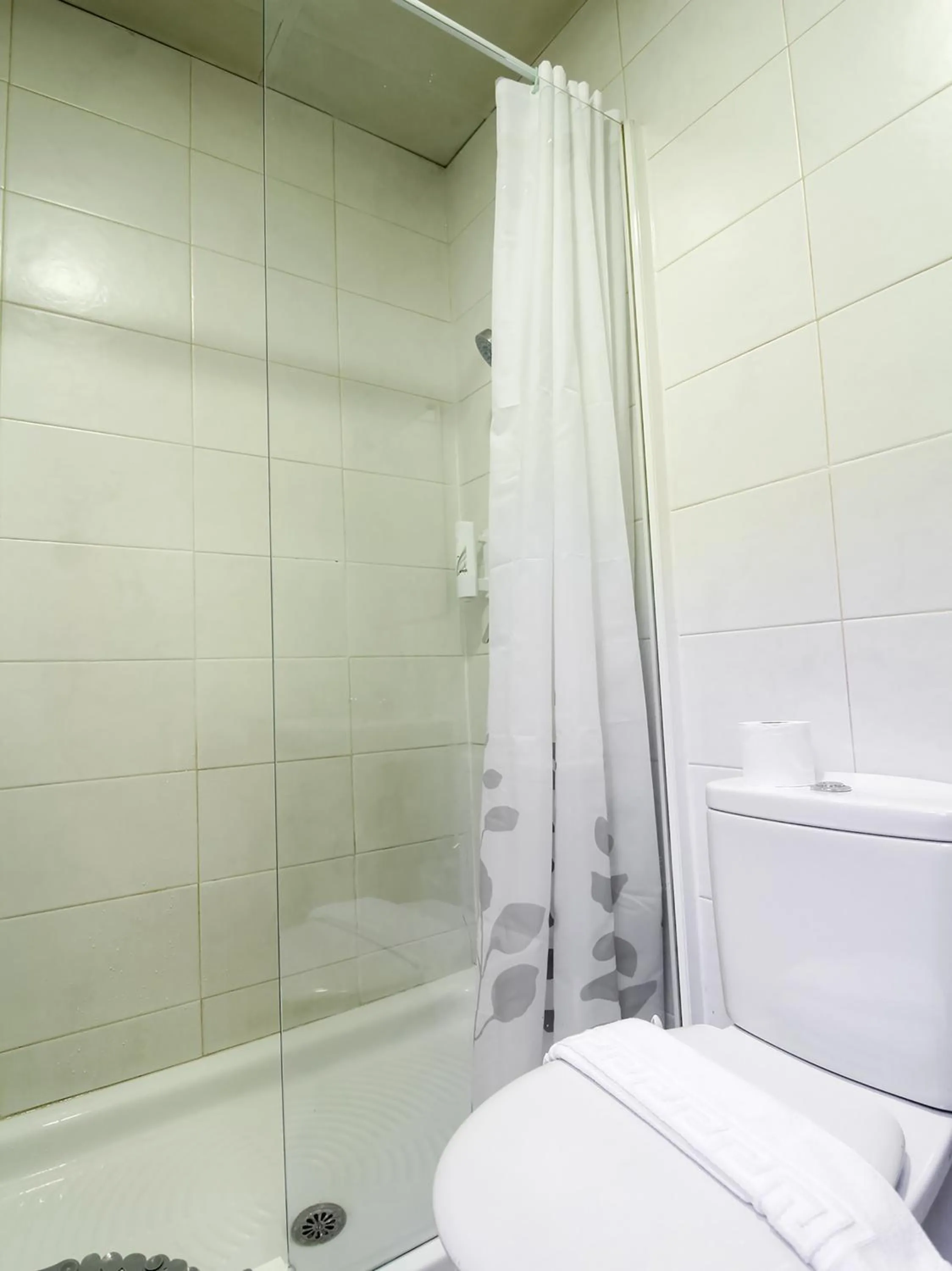 Bathroom in CH Murallas II