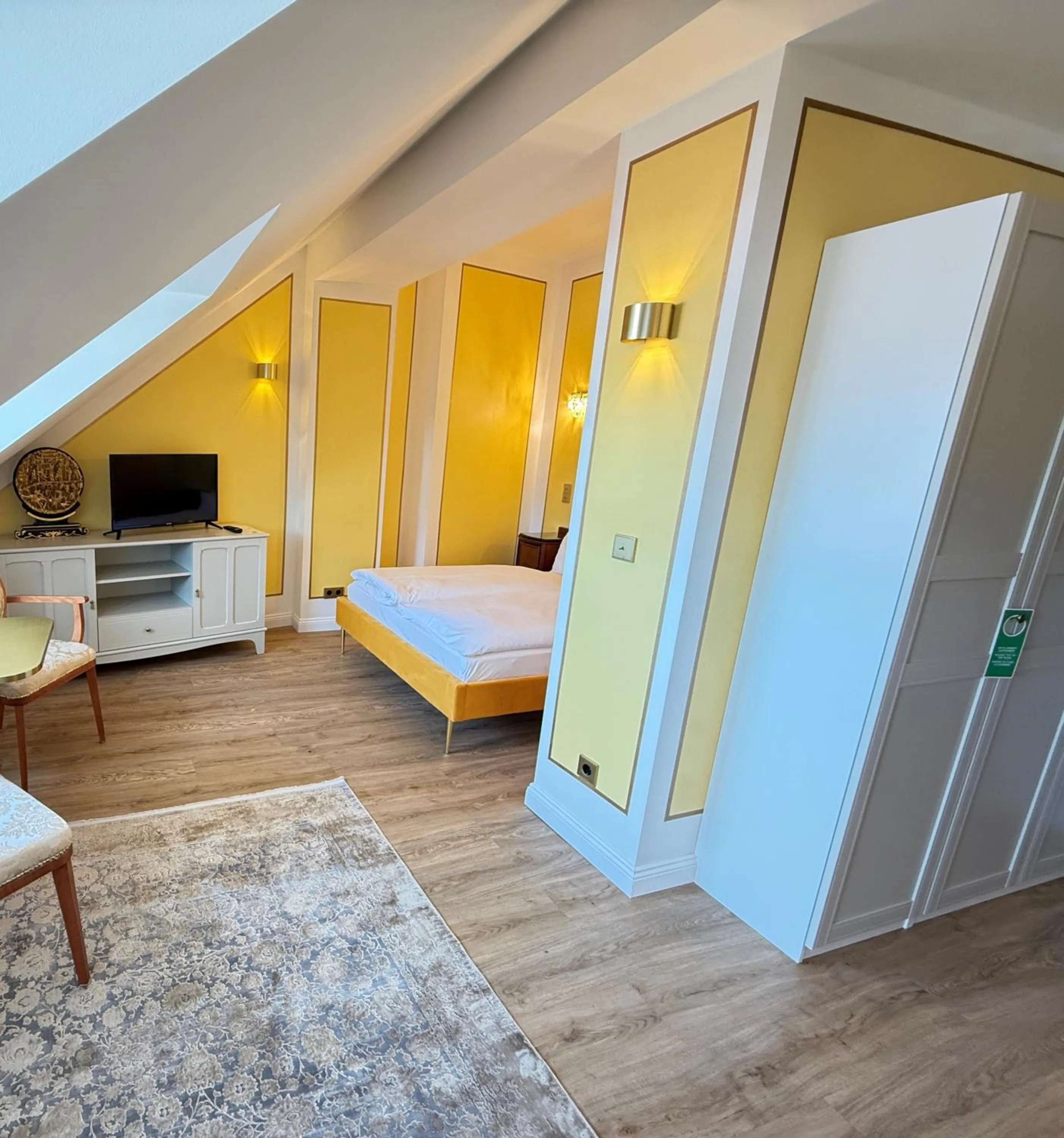 Bedroom, Bed in Hôtel du Train