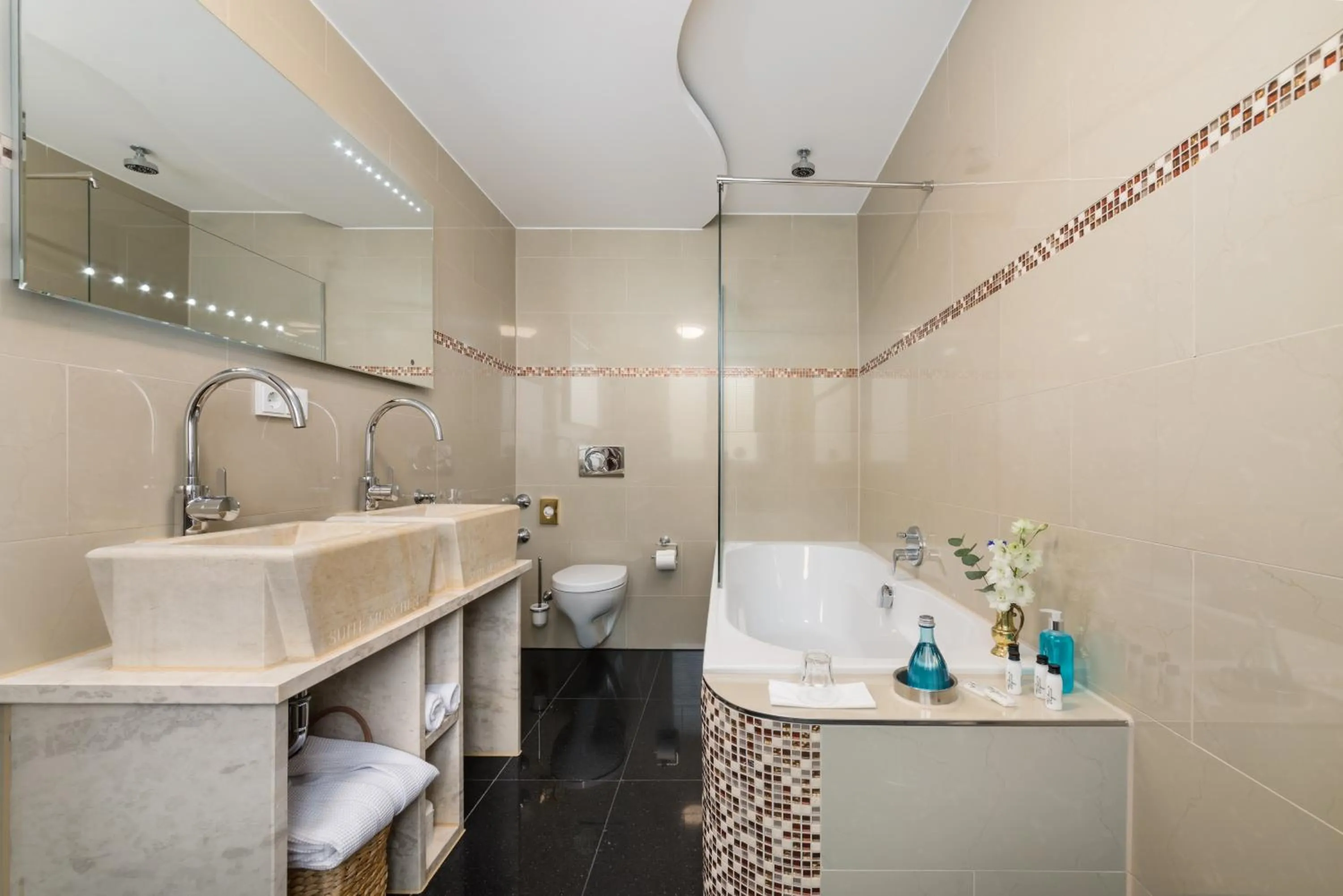 Bathroom in Hôtel du Train