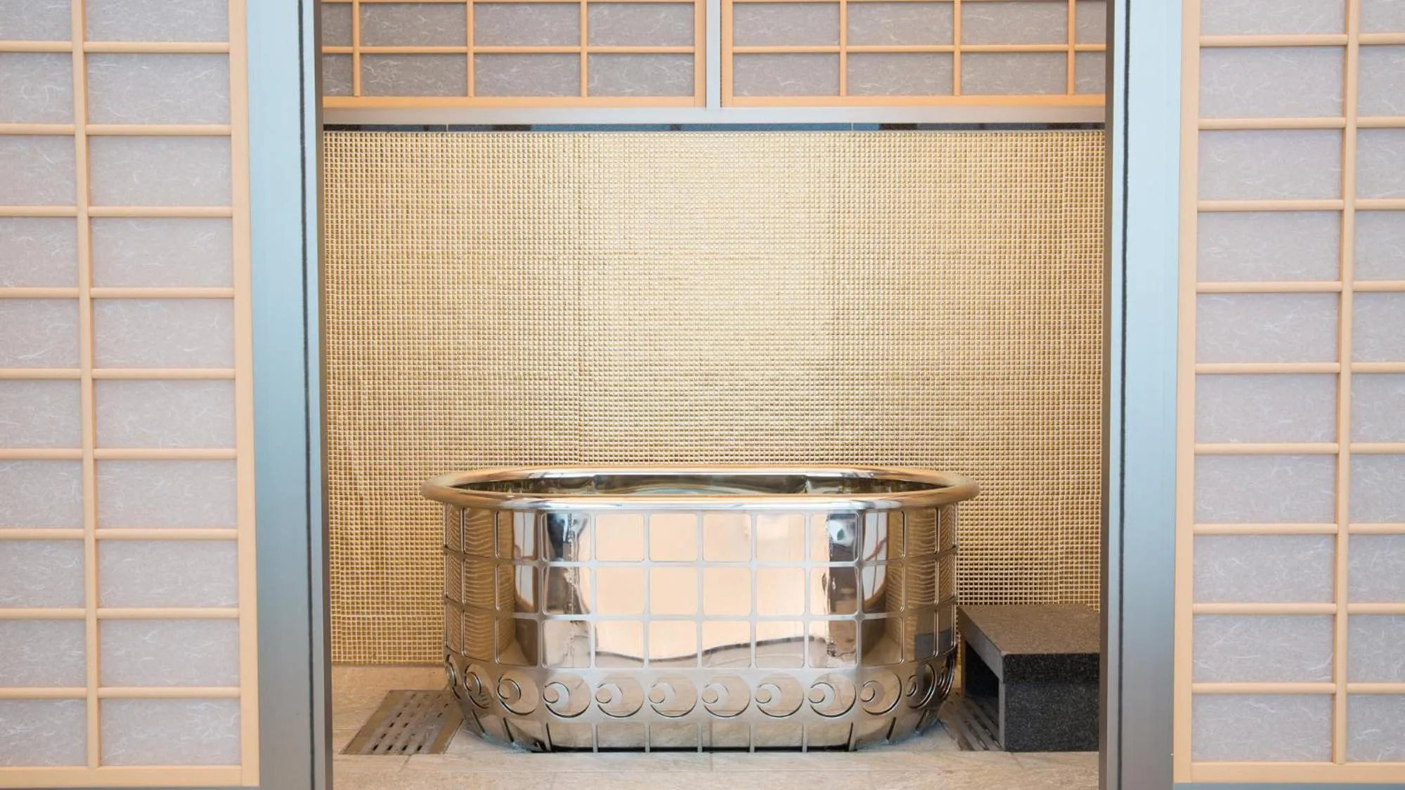 Hot Spring Bath in Ryugujo Spa Hotel Mikazuki Fujimitei