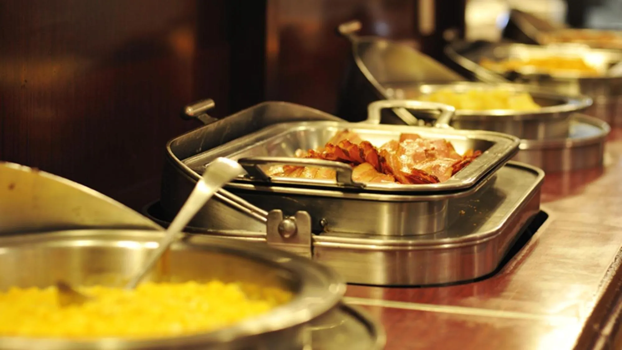 Buffet breakfast in Ryugujo Spa Hotel Mikazuki Fujimitei