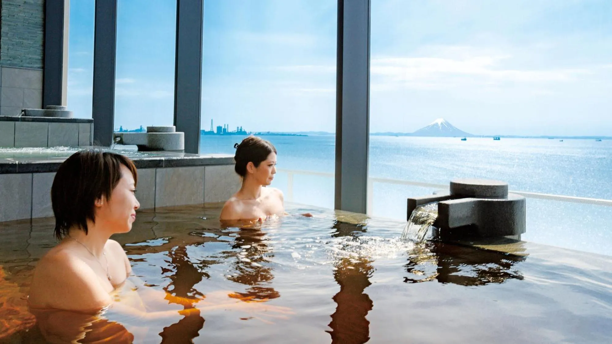 Hot Spring Bath in Ryugujo Spa Hotel Mikazuki Fujimitei