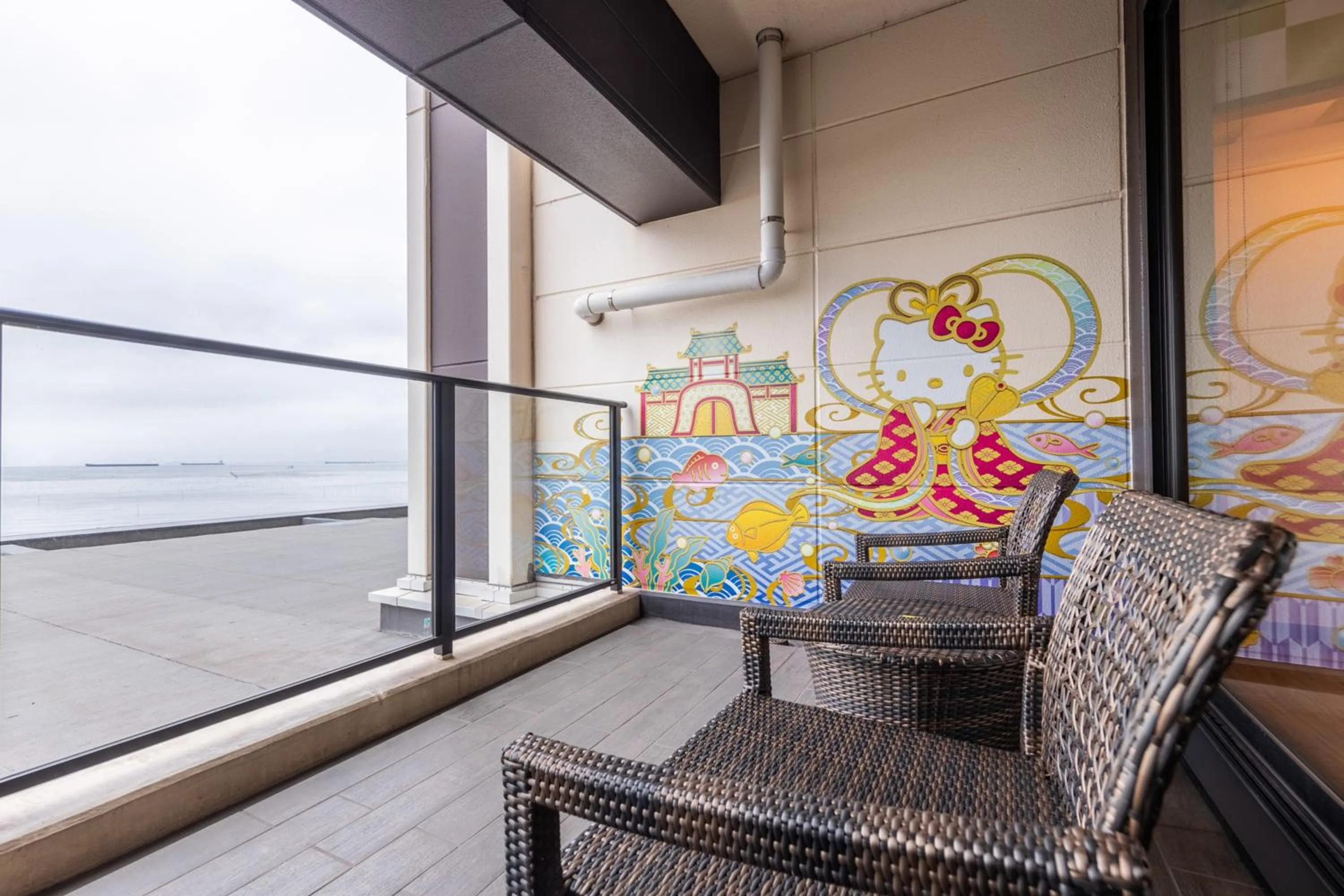 Balcony/Terrace in Ryugujo Spa Hotel Mikazuki Fujimitei