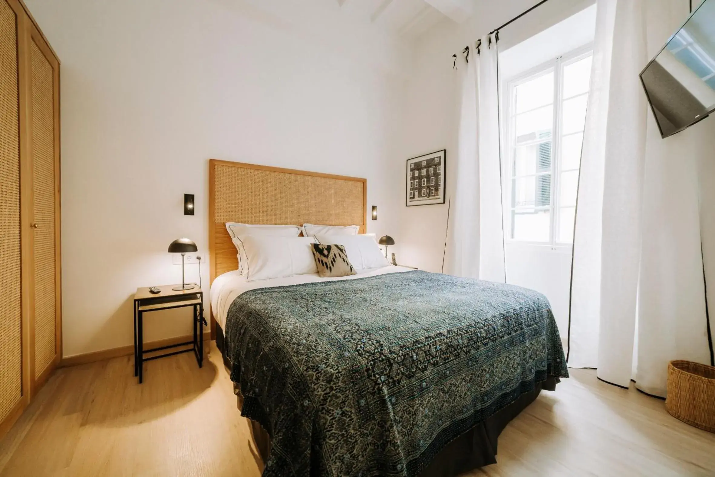 Small Budget Double Room in Hotel Artemisia Small Budget Double Room in Hotel Artemisia