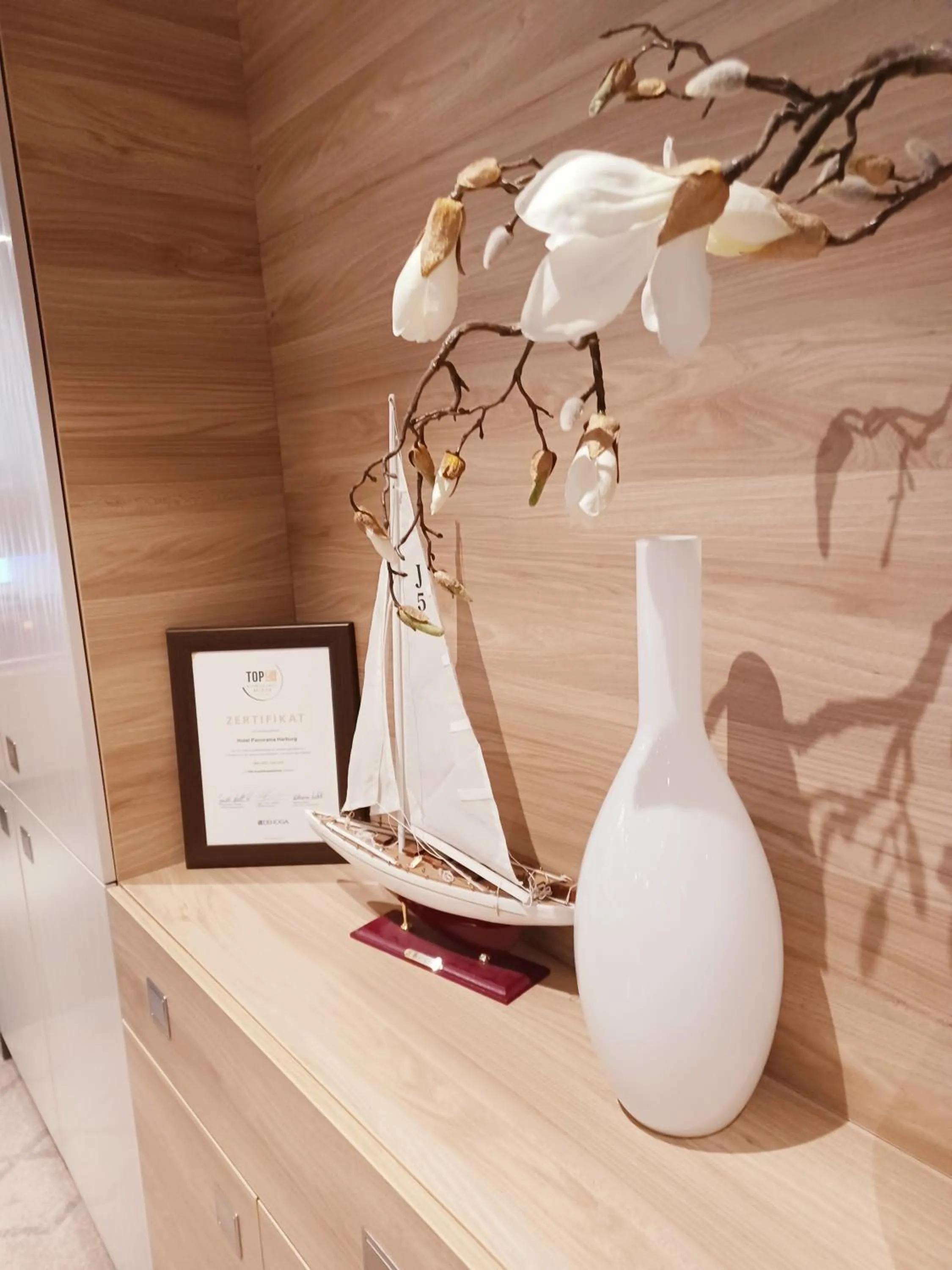 Logo/Certificate/Sign in Hotel Panorama Hamburg-Harburg