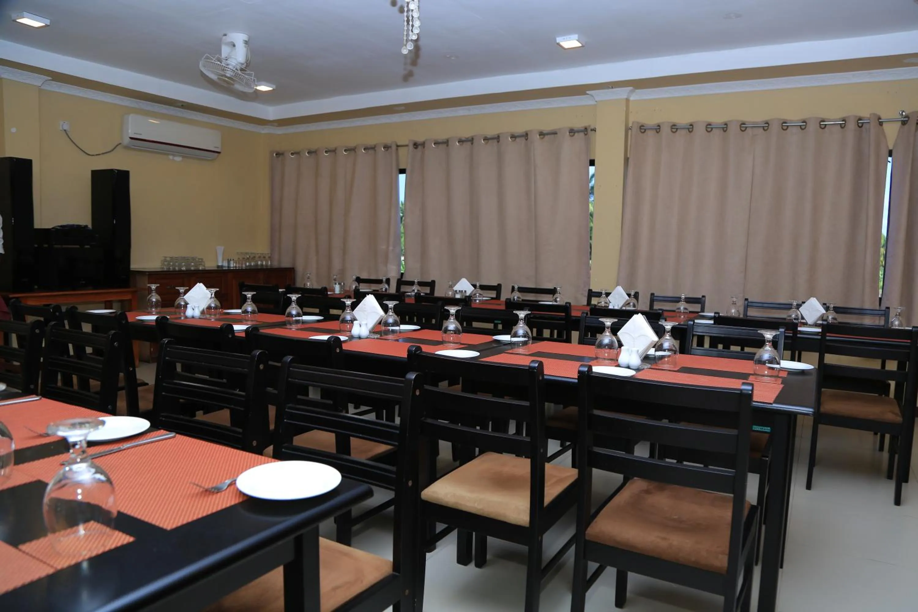 PJ Hotels Jaffna