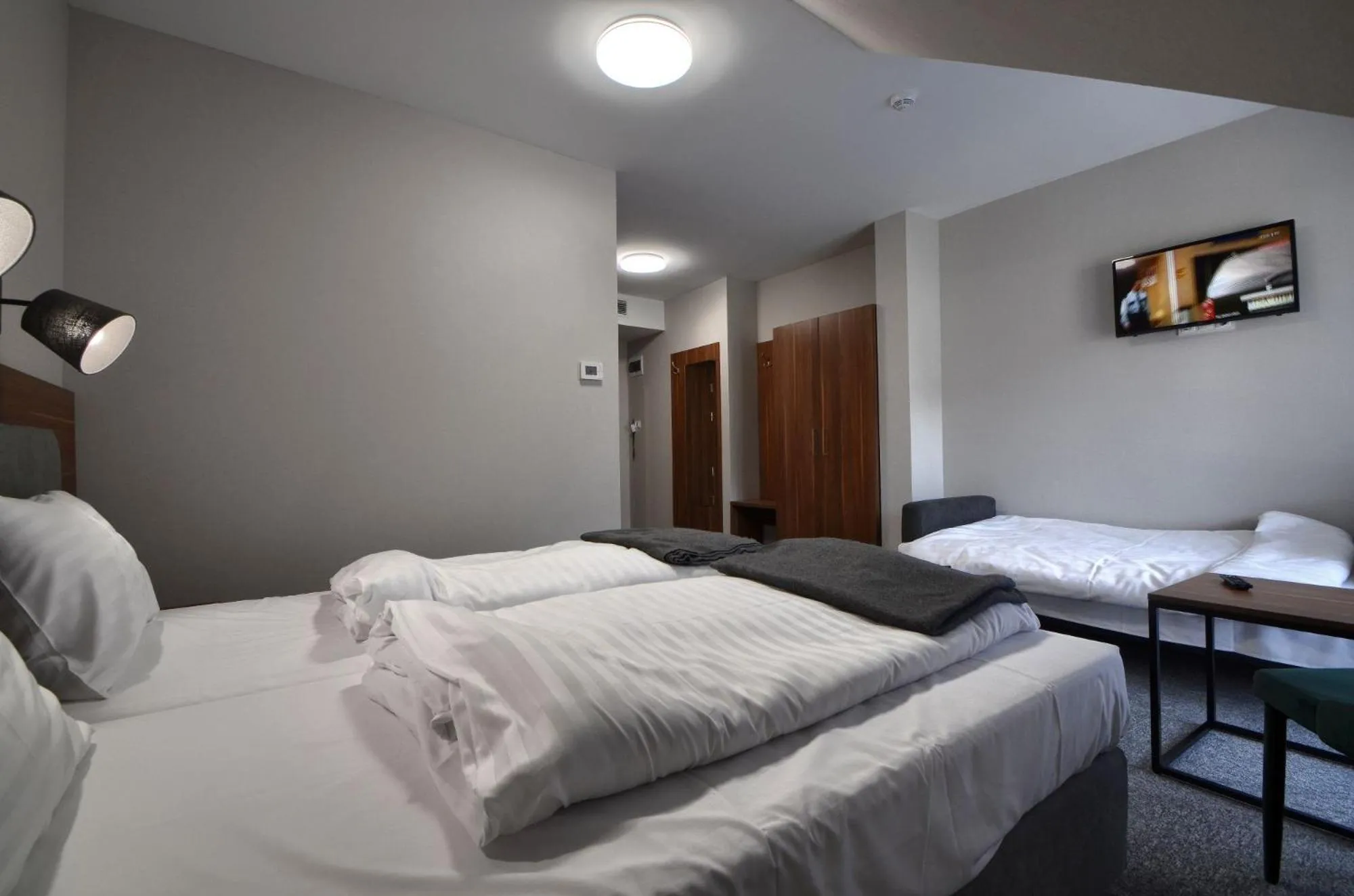 Bed in Gucio - pokoje z restauracją Szczyrk