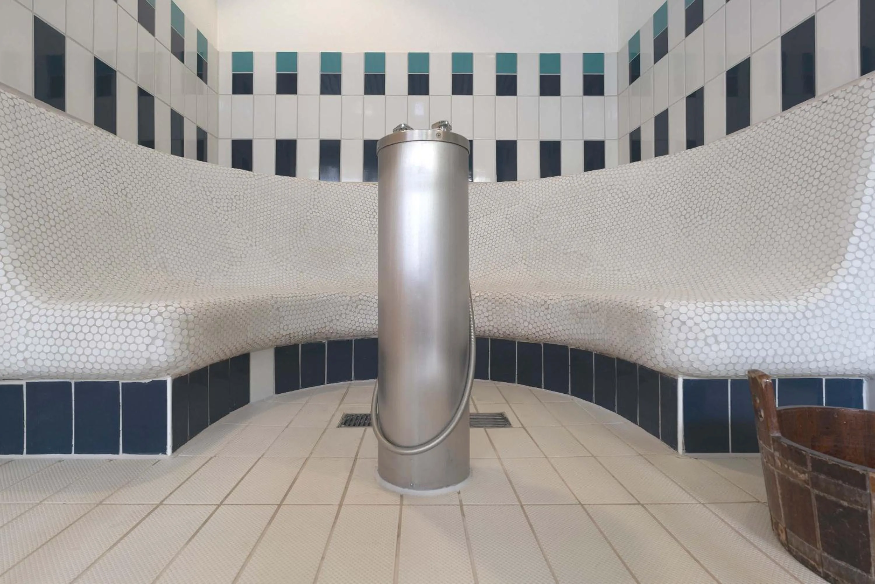 Spa and wellness centre/facilities in Seminaris Hotel Bad Boll